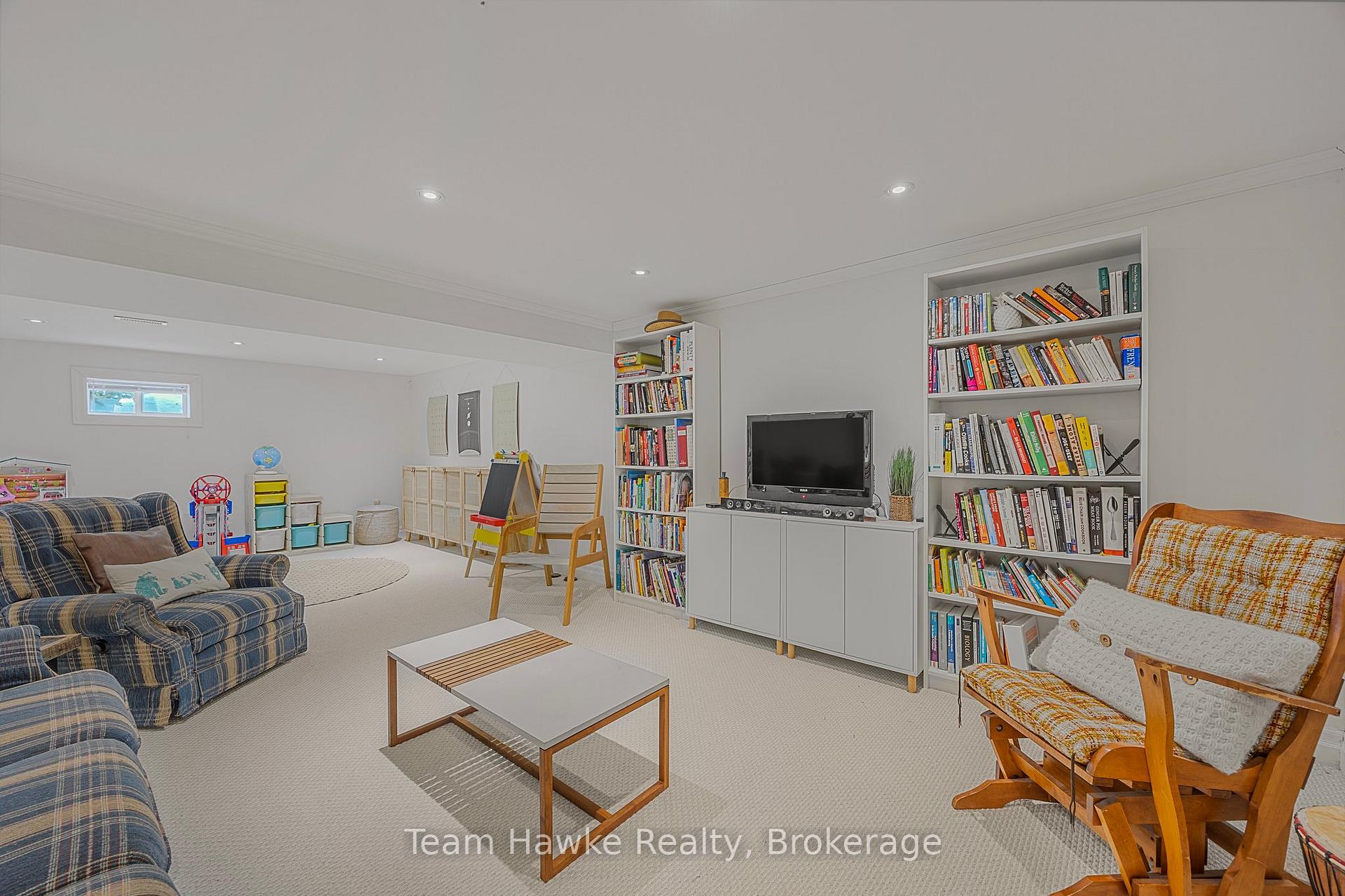 Photo 32 of 175 Woodland Drive, Midland — HOMEH