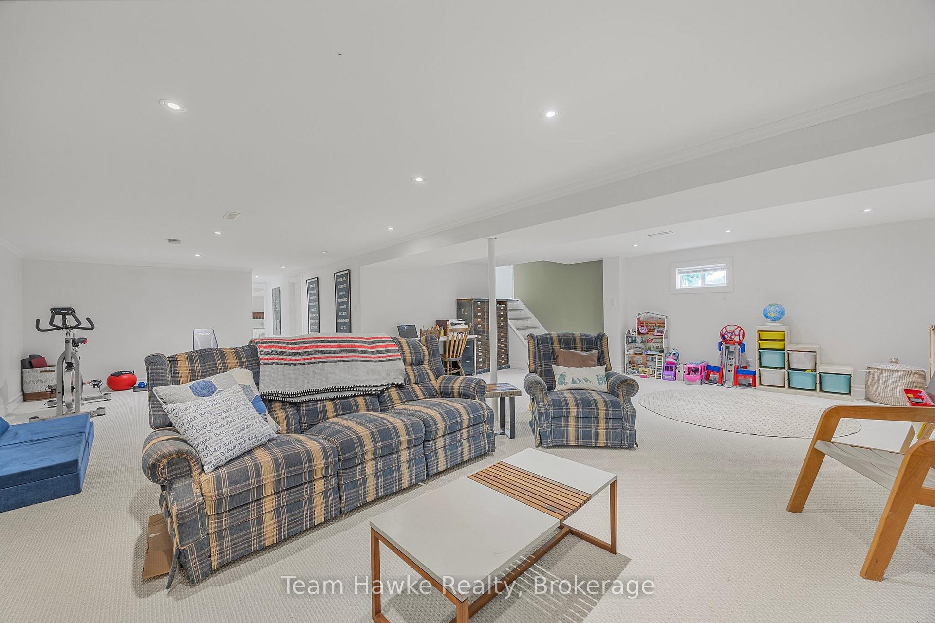 Photo 33 of 175 Woodland Drive, Midland — HOMEH