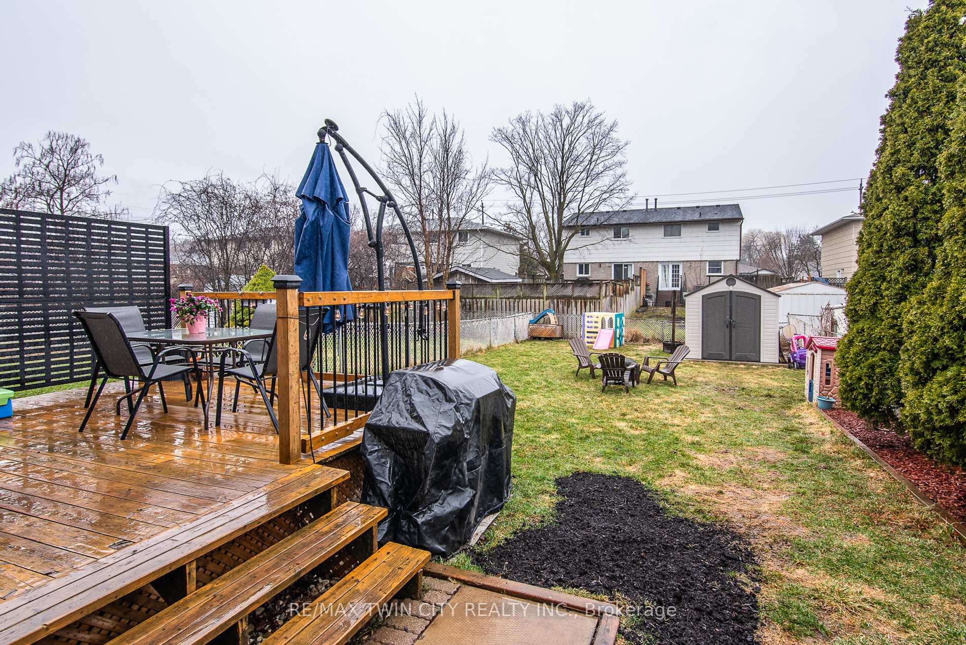 Photo 7 of 18 Lucerne Drive, Kitchener — HOMEH