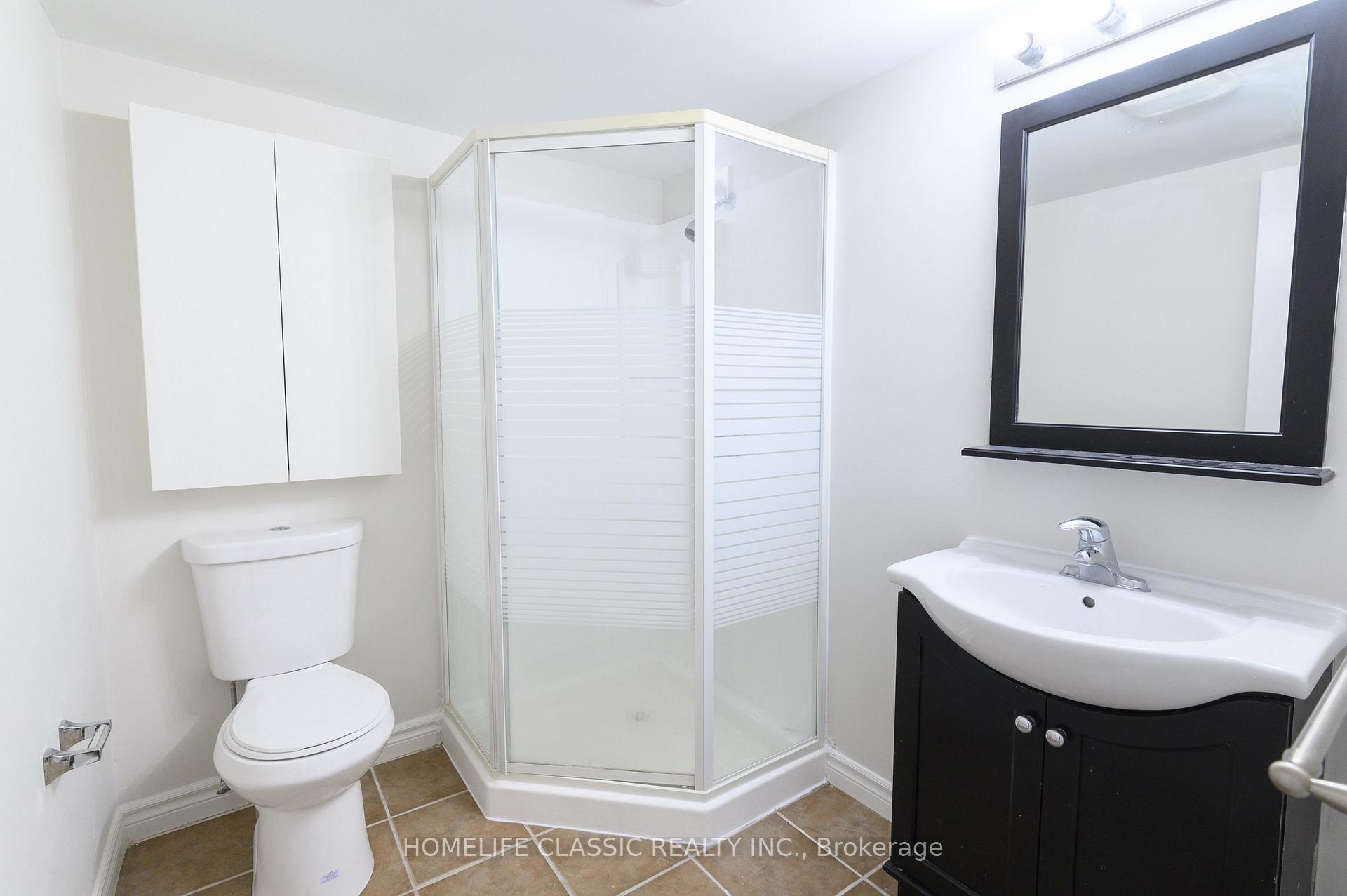 Photo 5 of Unit Lower Unit, 2915 Bur Oak Avenue, Markham, Cornell — HOMEH