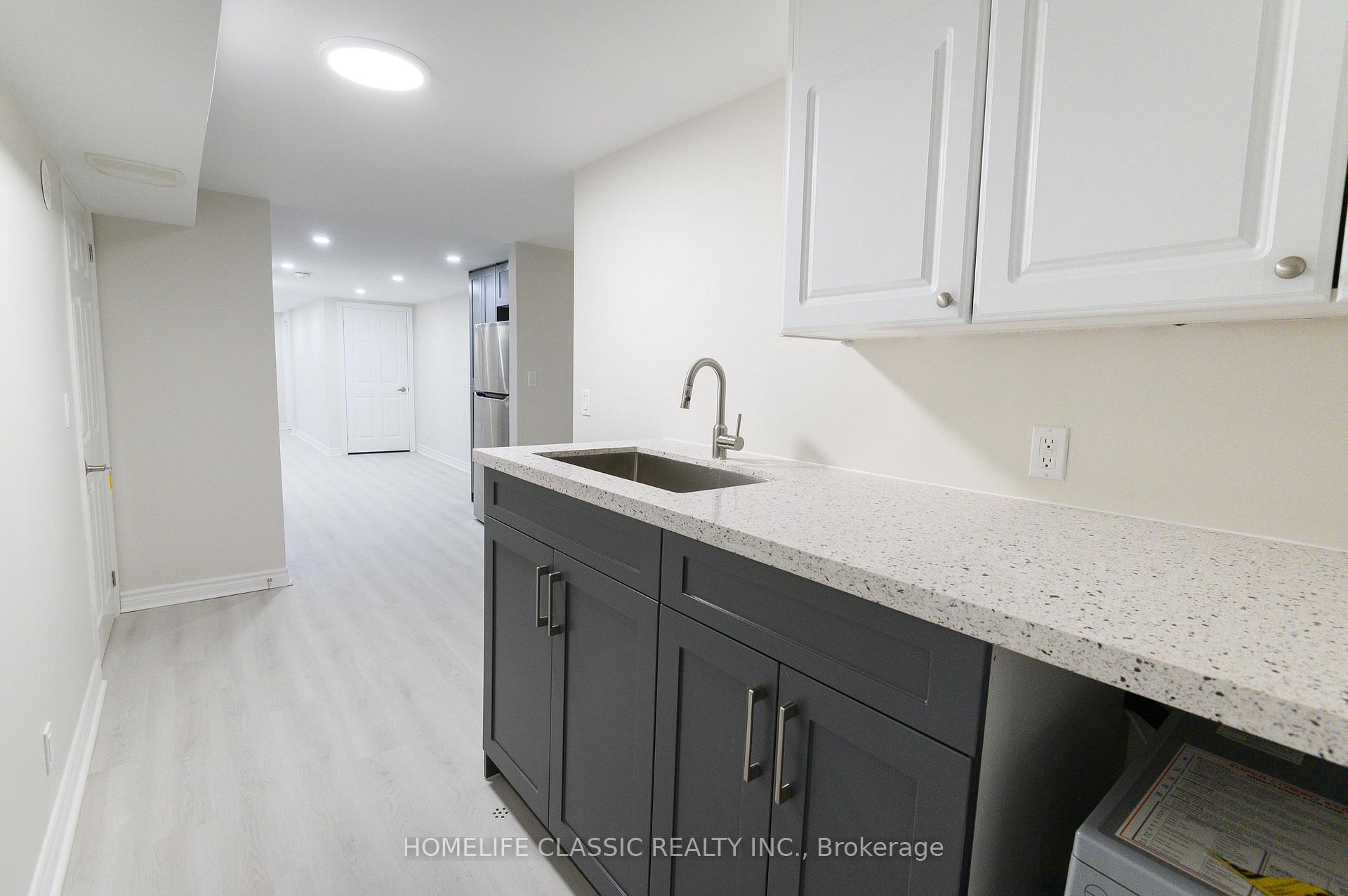 Photo 10 of Unit Lower Unit, 2915 Bur Oak Avenue, Markham, Cornell — HOMEH