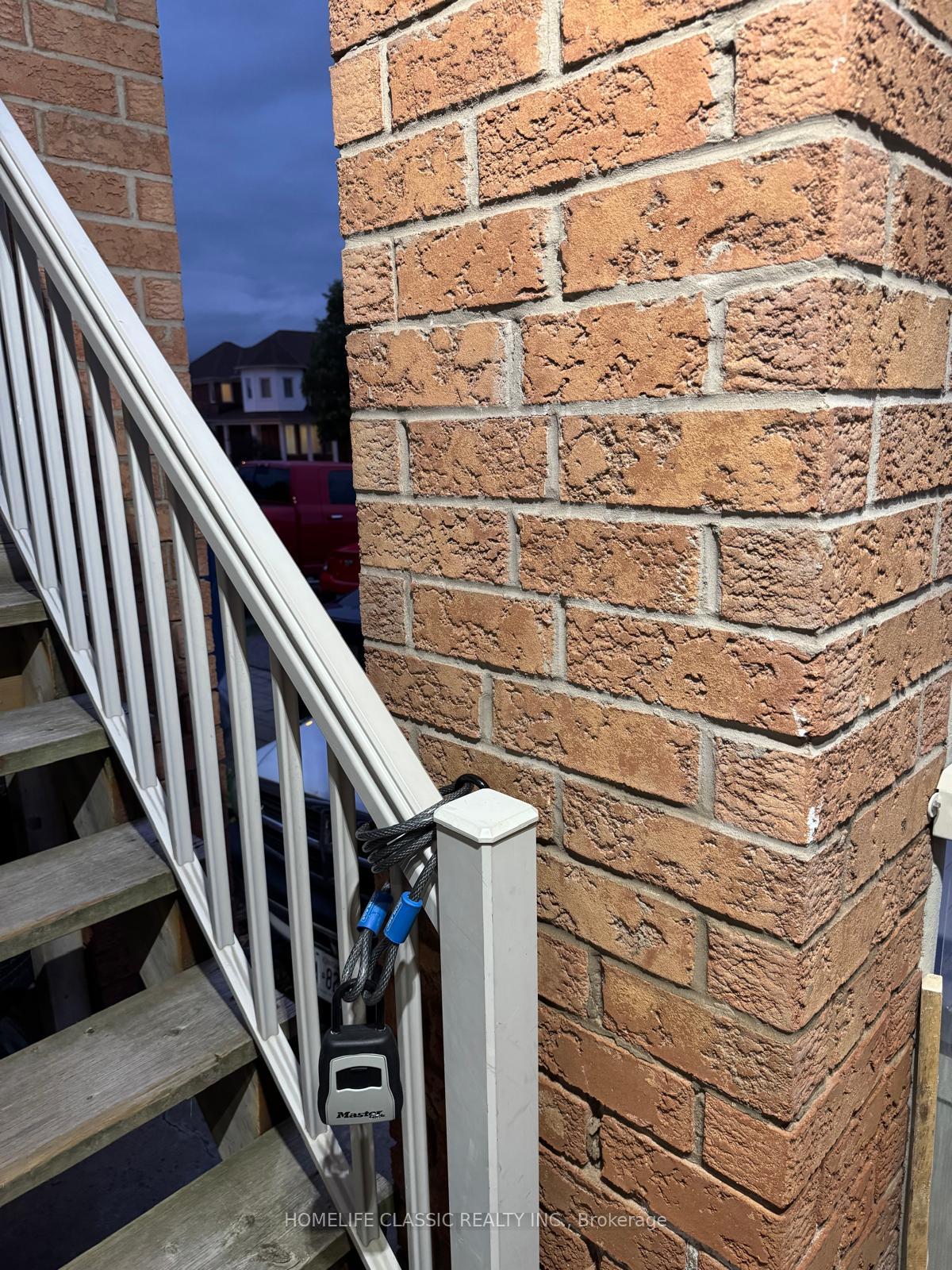 Photo 15 of Unit Lower Unit, 2915 Bur Oak Avenue, Markham, Cornell — HOMEH