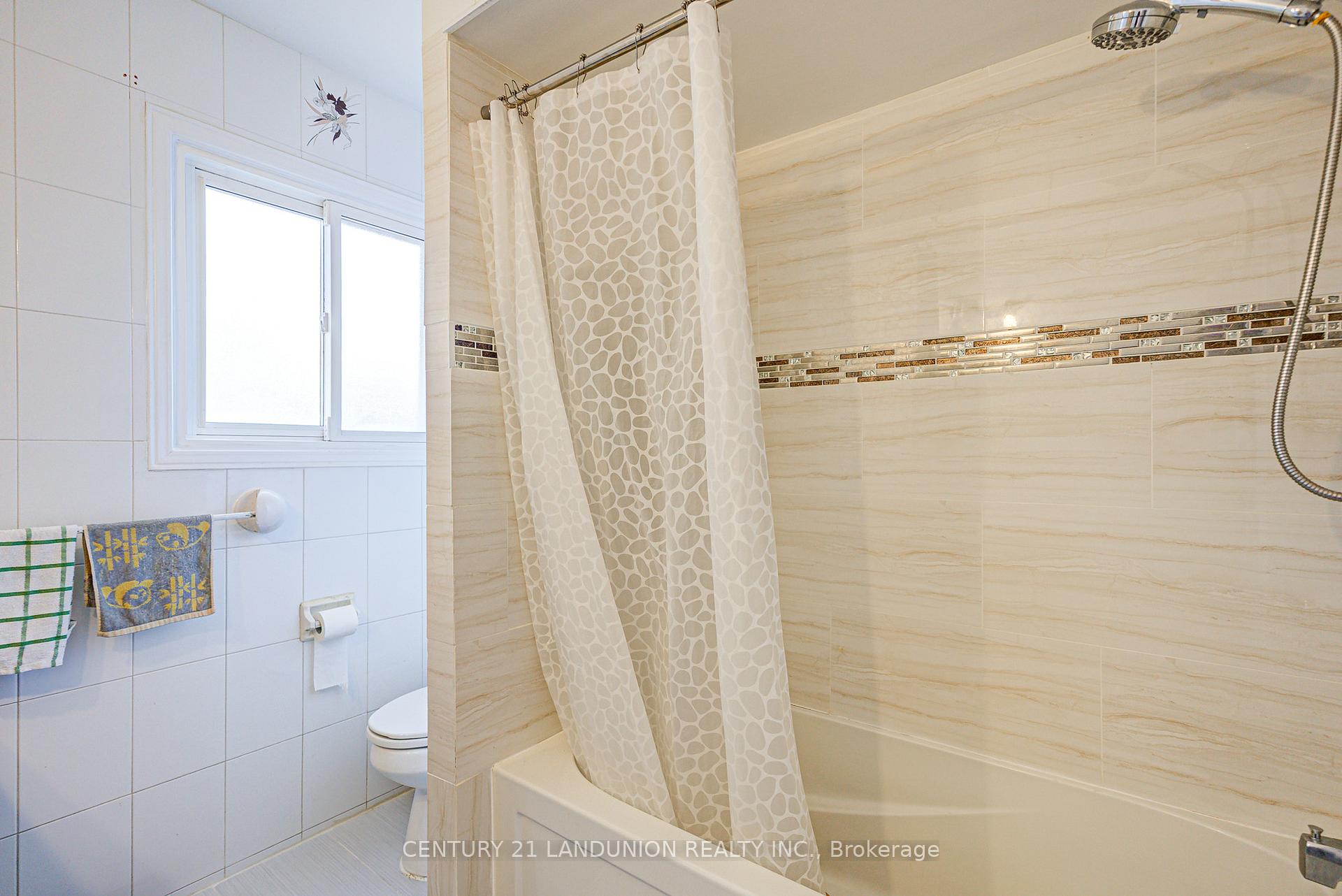 Photo 39 of 183 Willowbrook Road, Markham, Aileen-Willowbrook — HOMEH