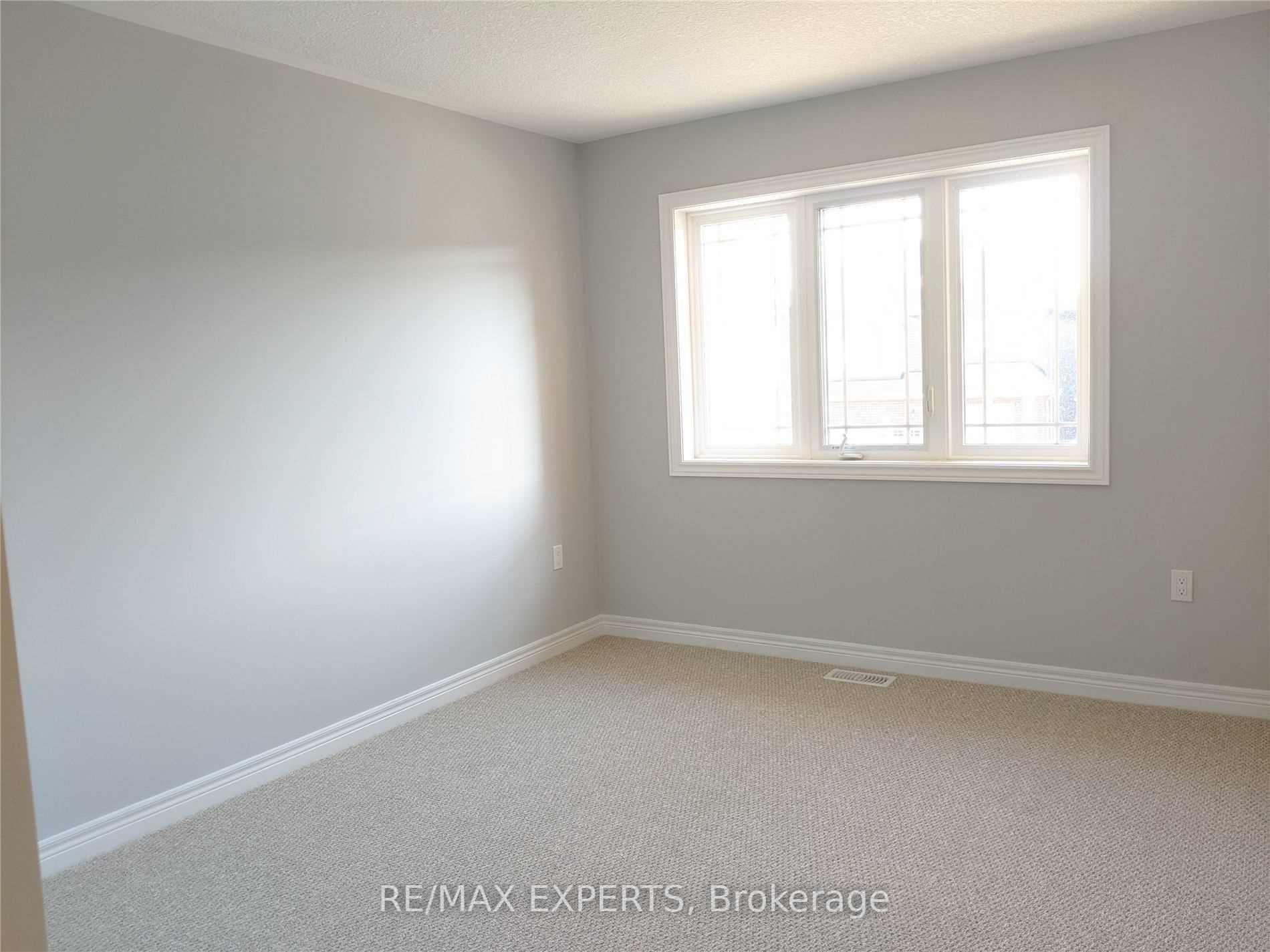 Photo 15 of 101 Bethune Avenue, Hamilton, Hannon — HOMEH