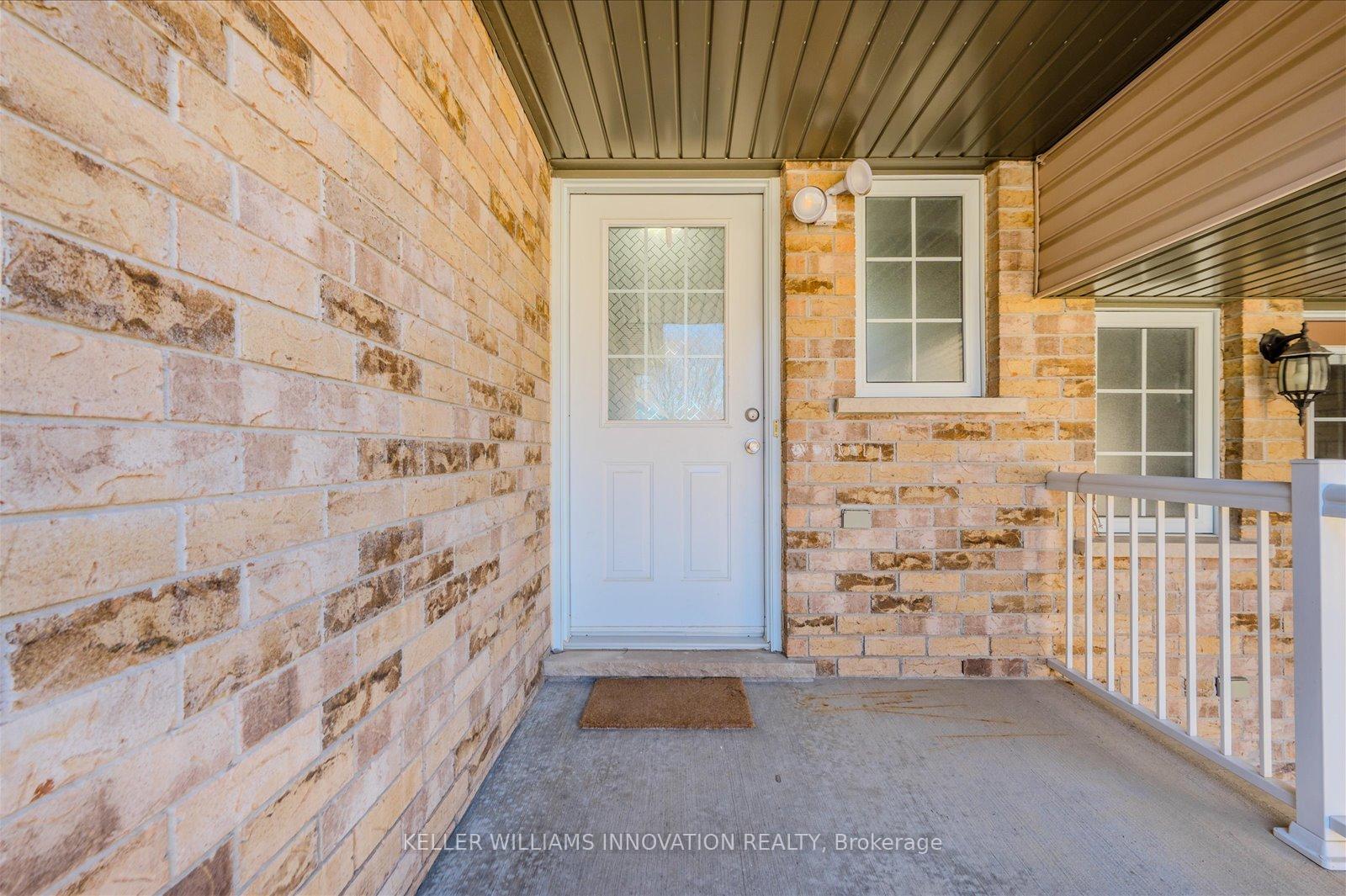 Photo 4 of 203 Snowdrop Crescent, Kitchener — HOMEH