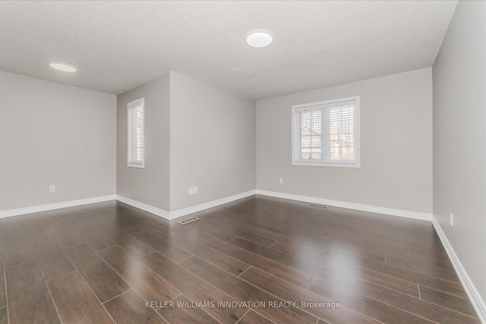 Photo 18 of 203 Snowdrop Crescent, Kitchener — HOMEH