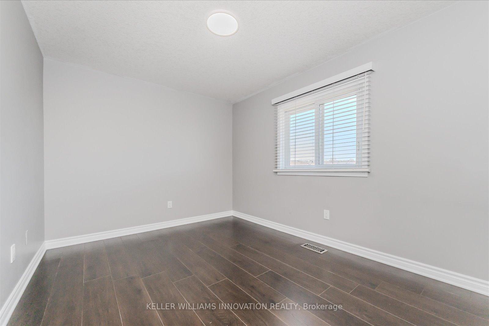 Photo 25 of 203 Snowdrop Crescent, Kitchener — HOMEH
