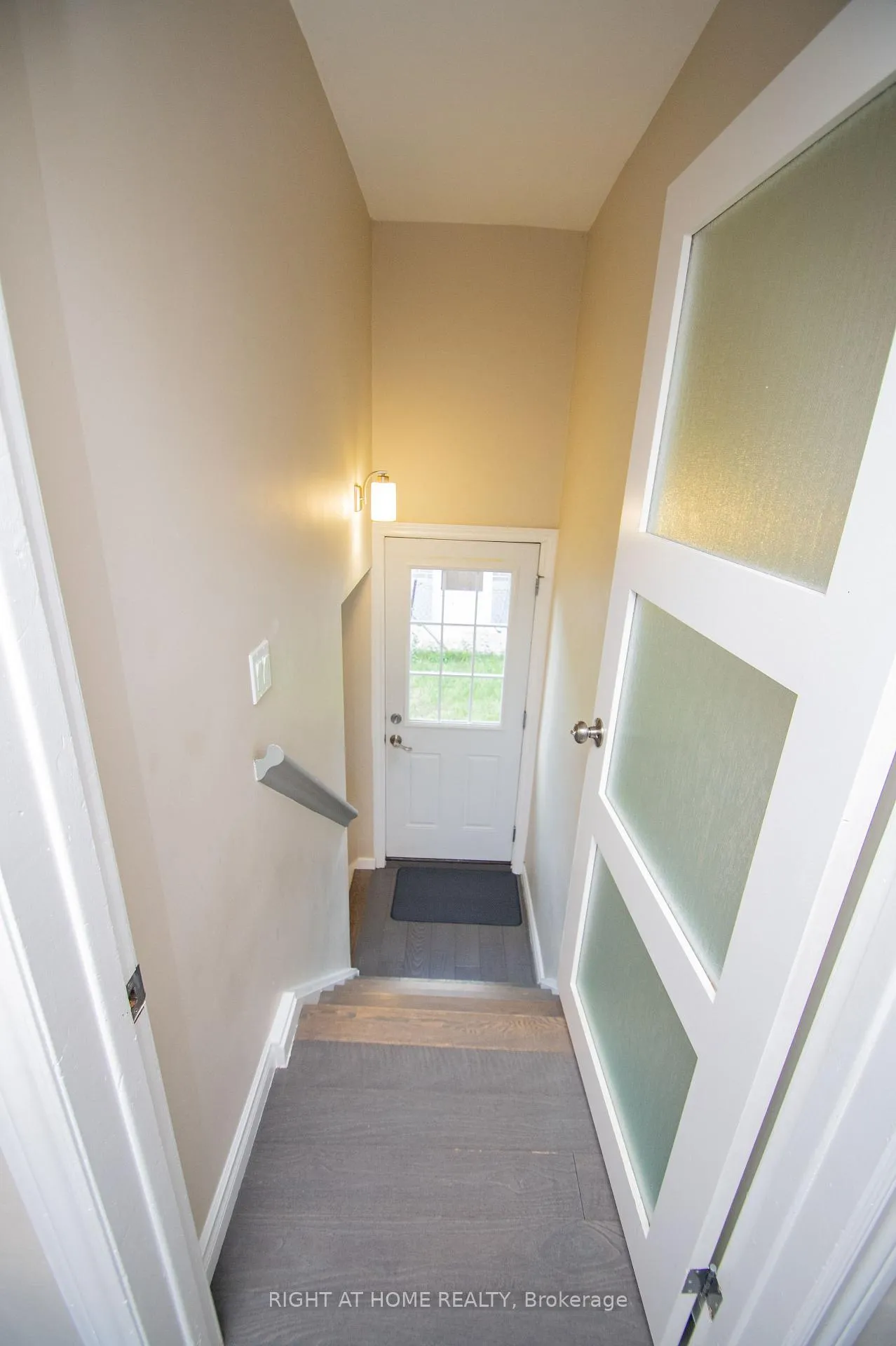 Photo 18 of 65 Bridgenorth Crescent, Etobicoke, Thistletown-Beaumonde Heights — HOMEH