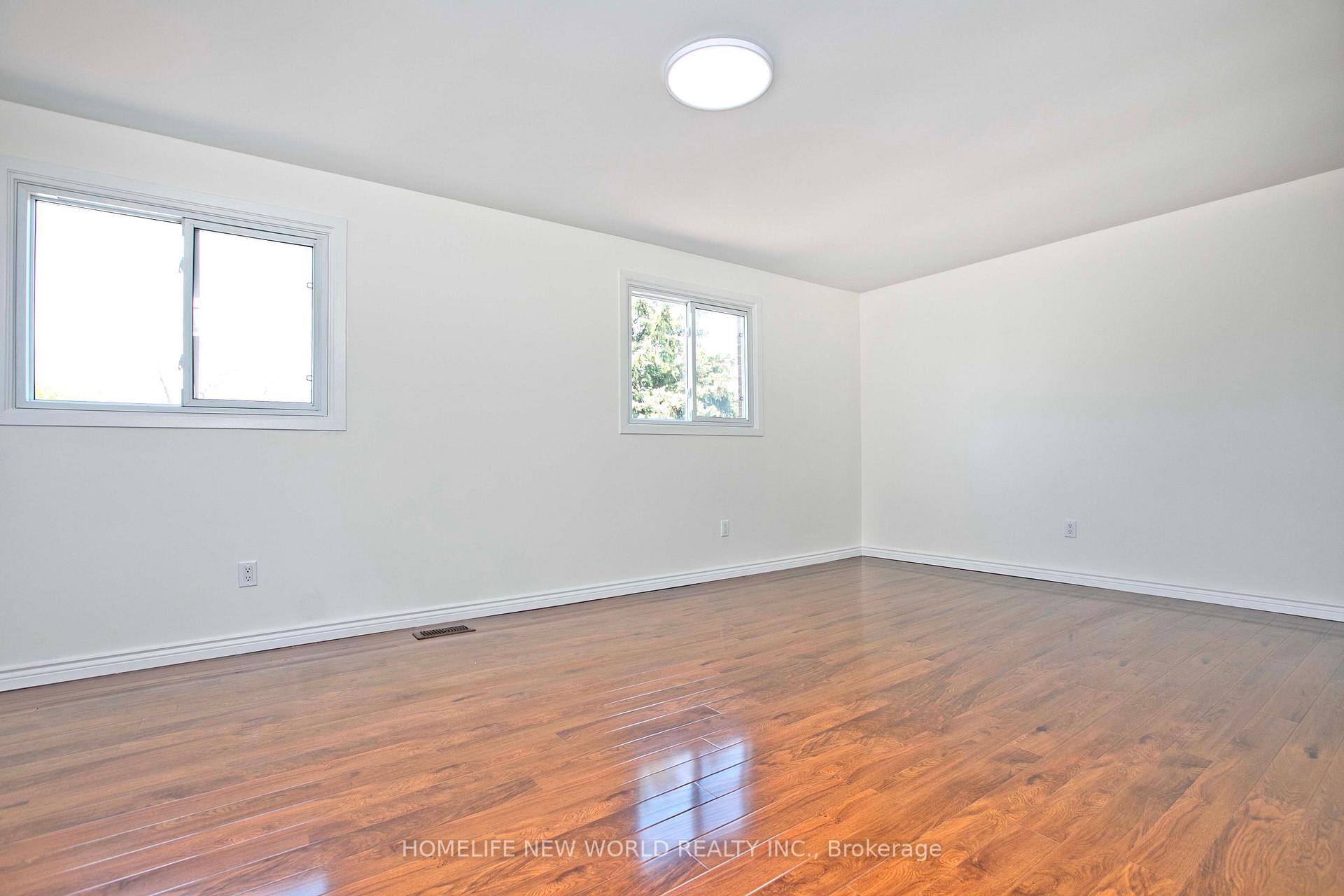 Photo 11 of 5 Hendon Road, Markham, Milliken Mills East — HOMEH