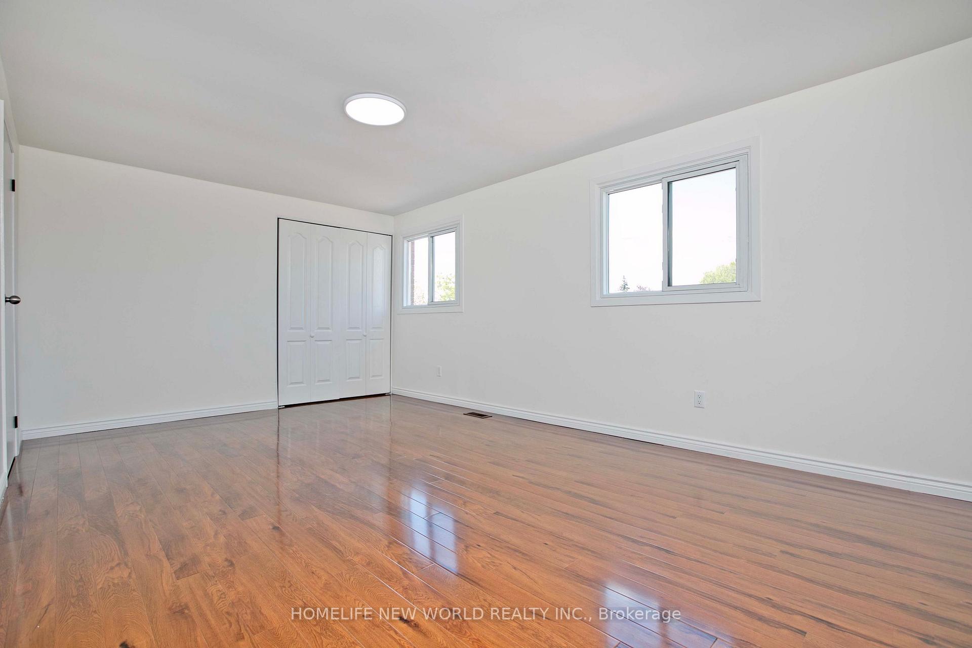 Photo 12 of 5 Hendon Road, Markham, Milliken Mills East — HOMEH