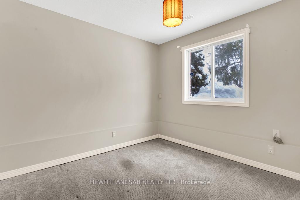 Photo 16 of 962 Glasgow Street, Kitchener — HOMEH