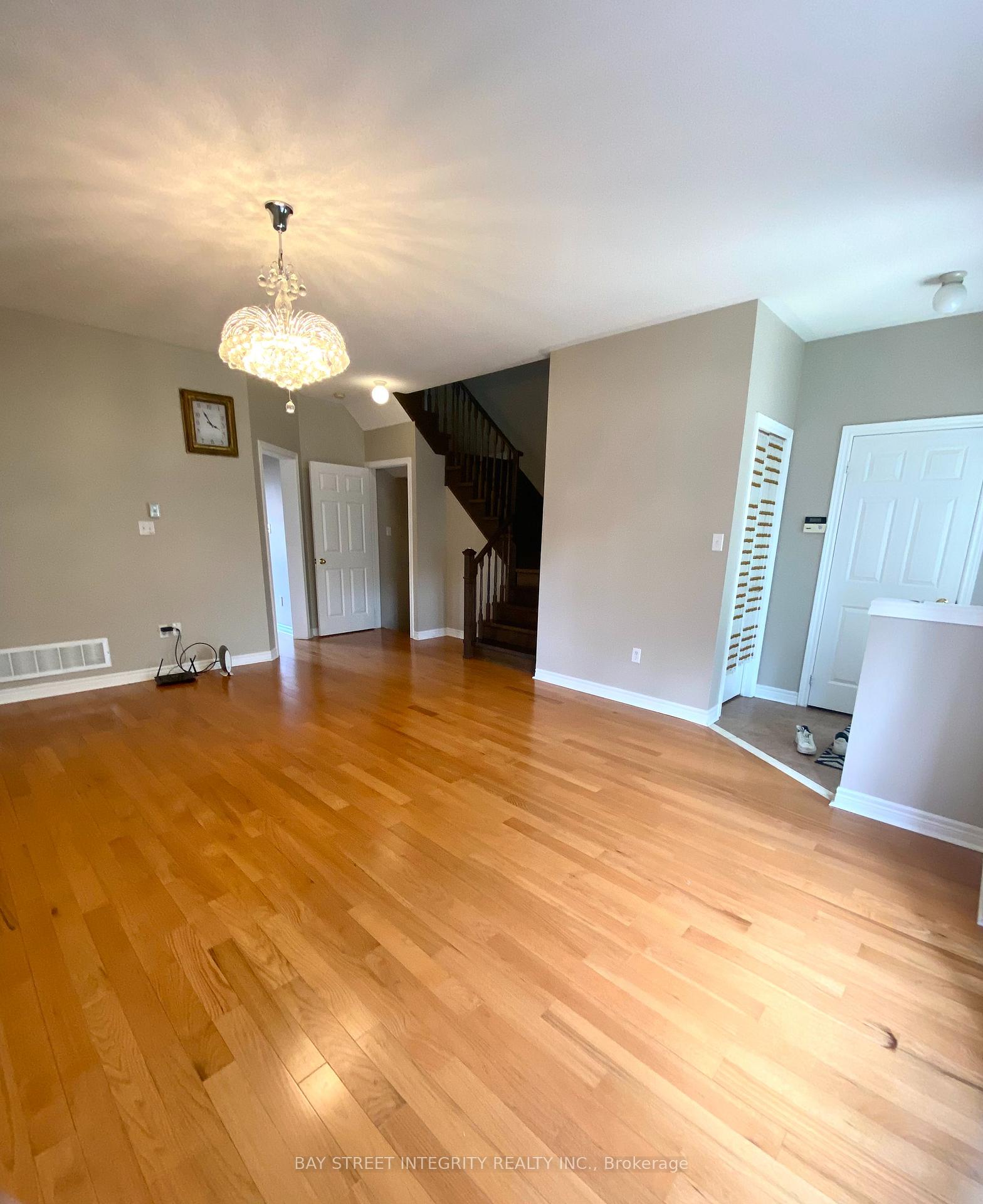 Photo 2 of 52 John Gary Drive, Markham, Village Green-South Unionville — HOMEH