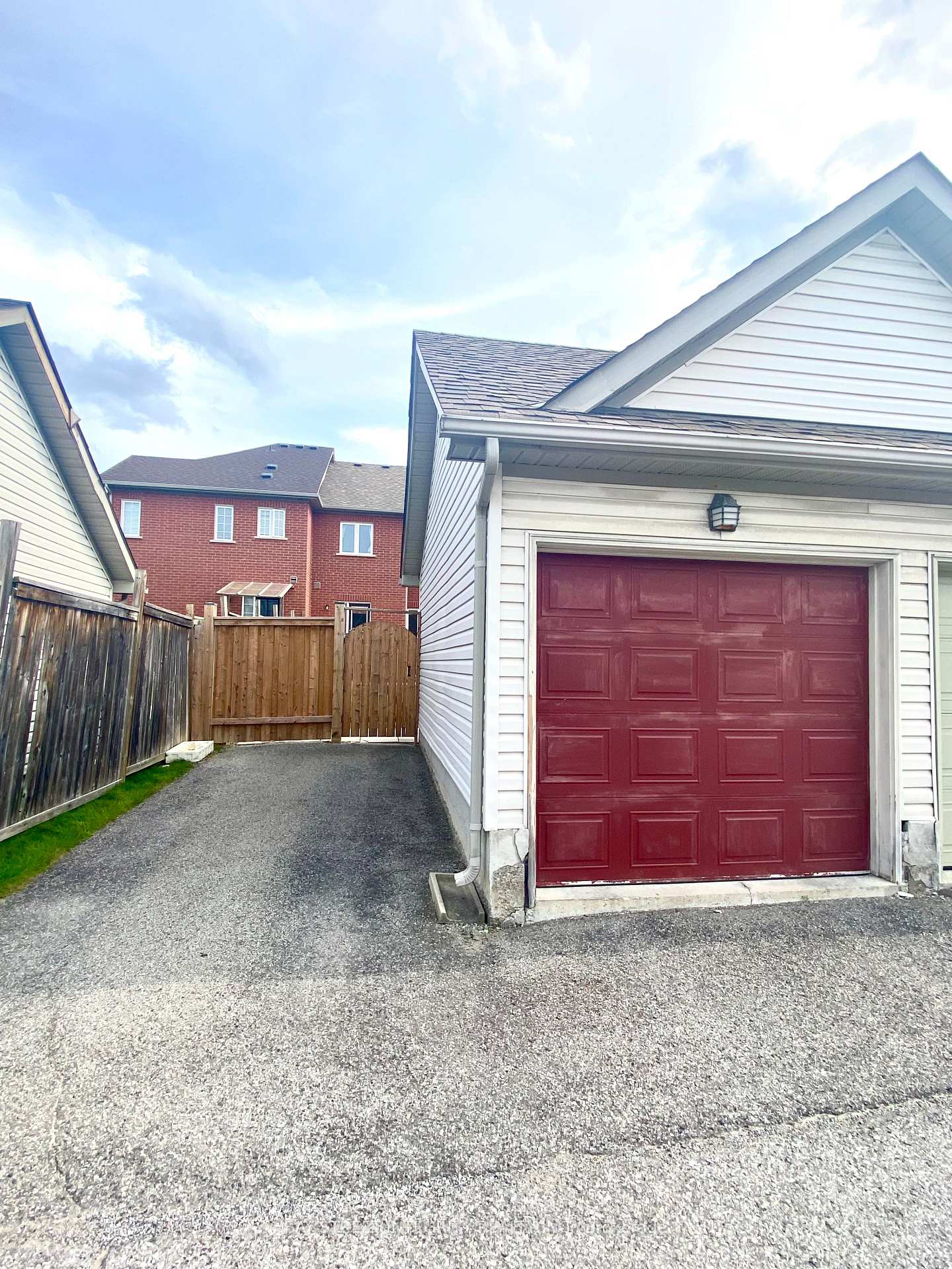 Photo 15 of 52 John Gary Drive, Markham, Village Green-South Unionville — HOMEH