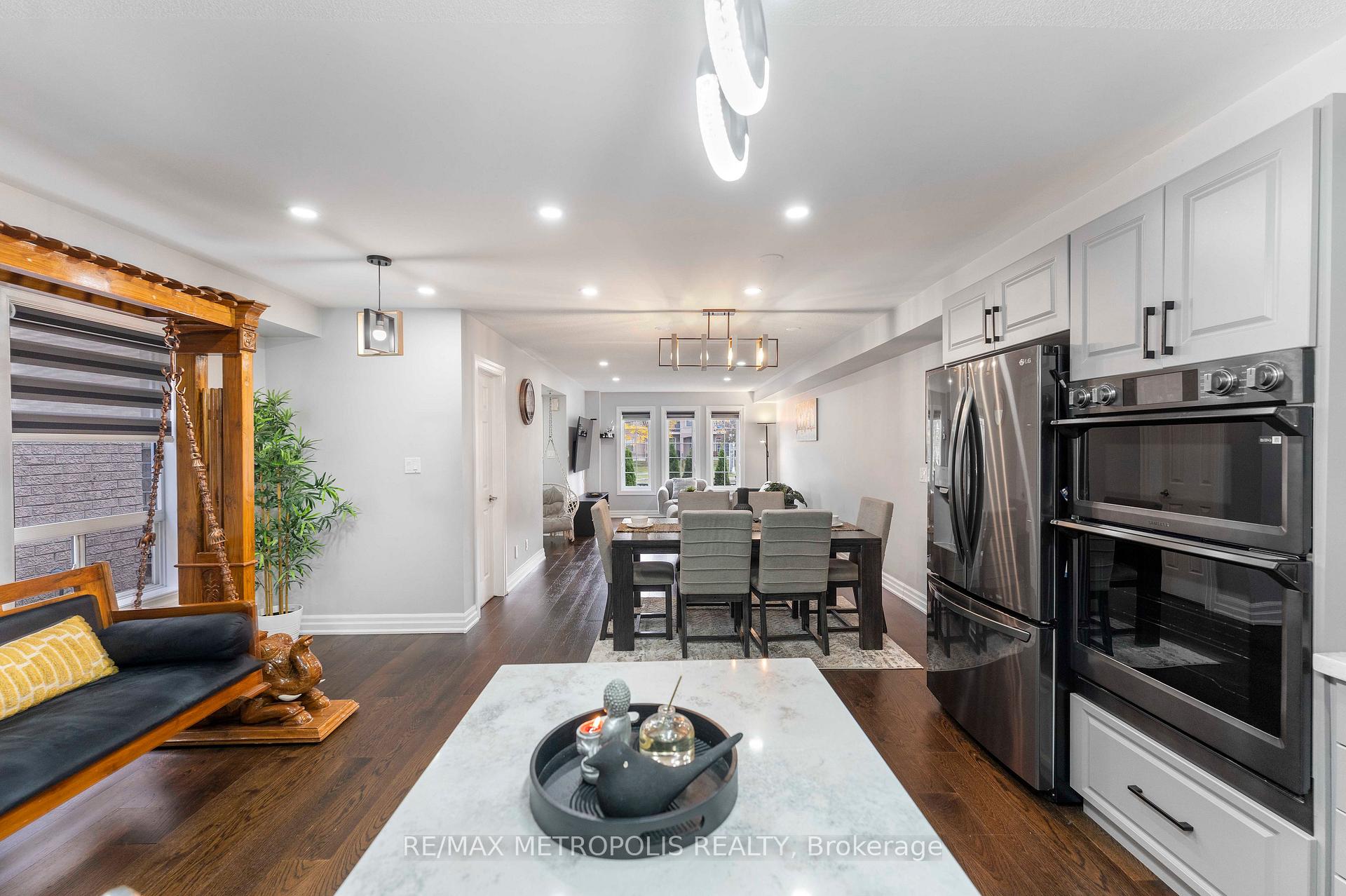 Photo 23 of 1316 Mowat Lane, Milton, Dempsey — HOMEH