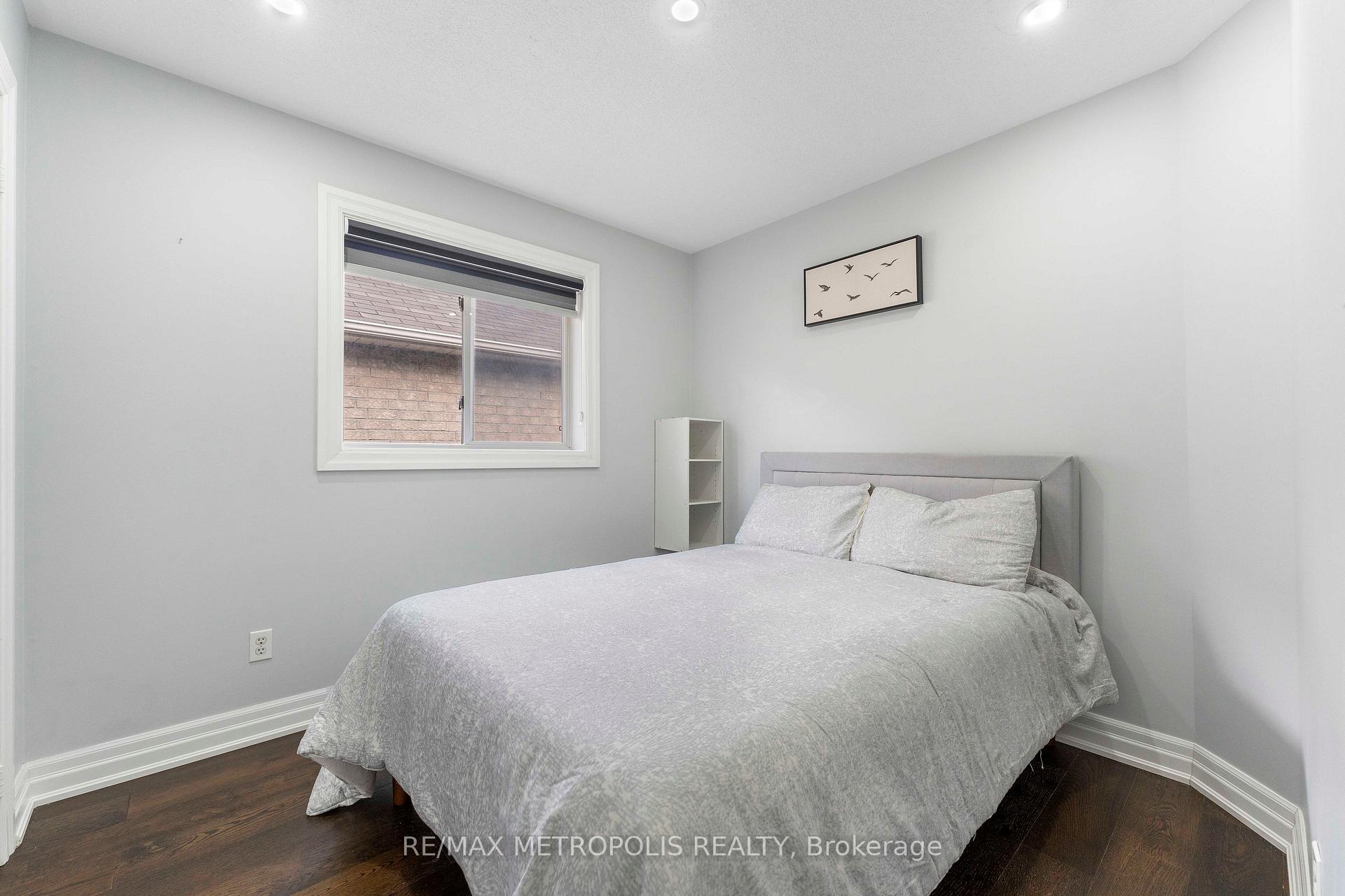 Photo 34 of 1316 Mowat Lane, Milton, Dempsey — HOMEH