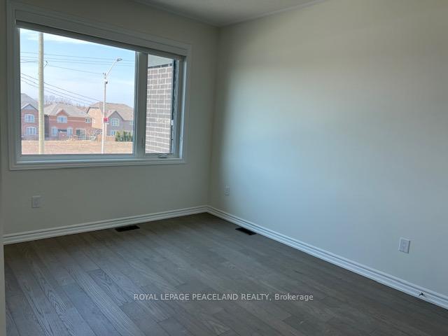 Photo 4 of 175 Beaverbrae Drive, Markham, Victoria Manor-Jennings Gate — HOMEH