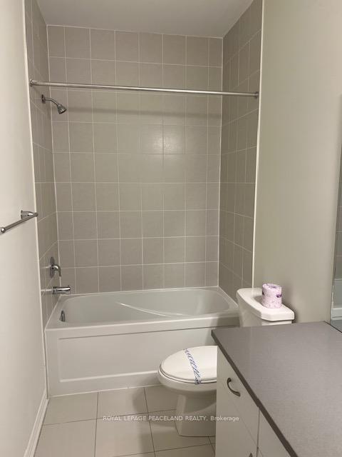 Photo 11 of 175 Beaverbrae Drive, Markham, Victoria Manor-Jennings Gate — HOMEH