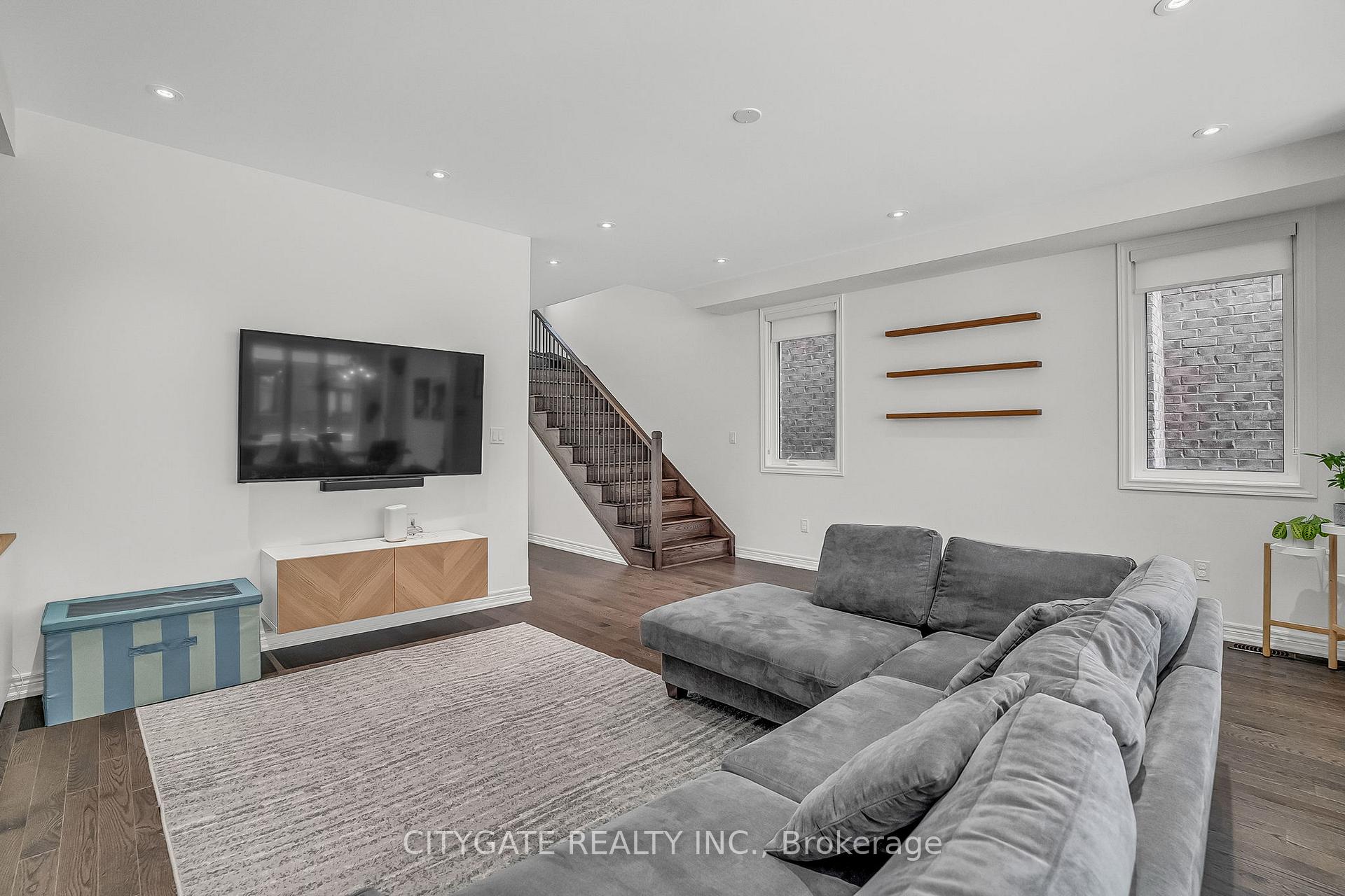 Photo 10 of 1328 Hamman Way, Milton, Ford — HOMEH