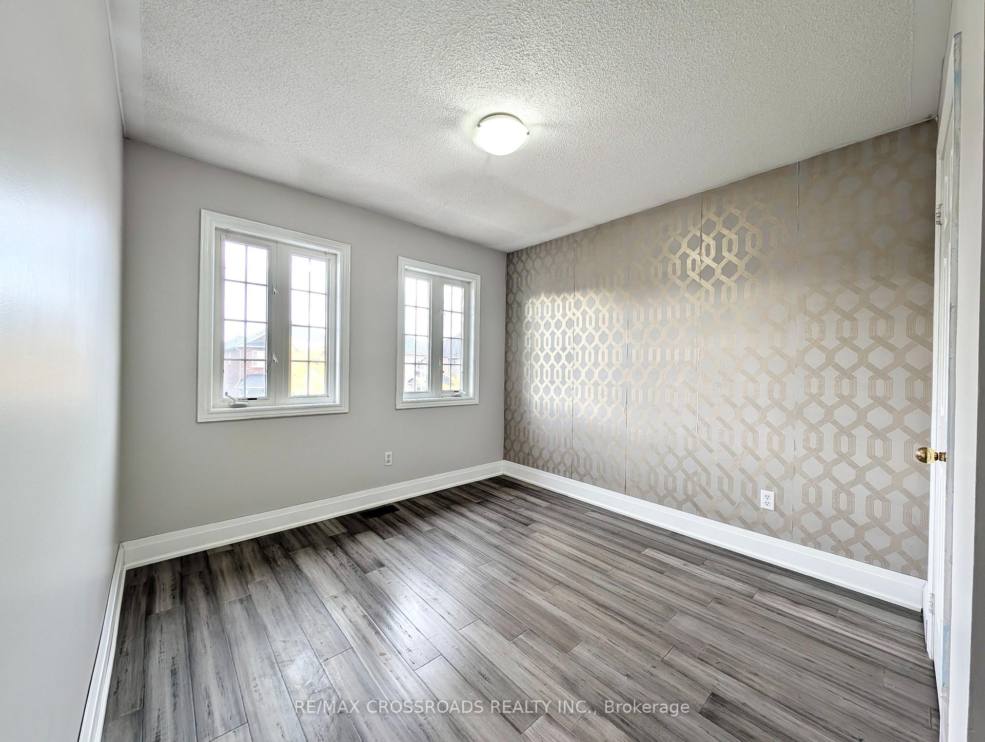 Photo 15 of Unit Main, 37 Pamgrey Road, Markham, Greensborough — HOMEH