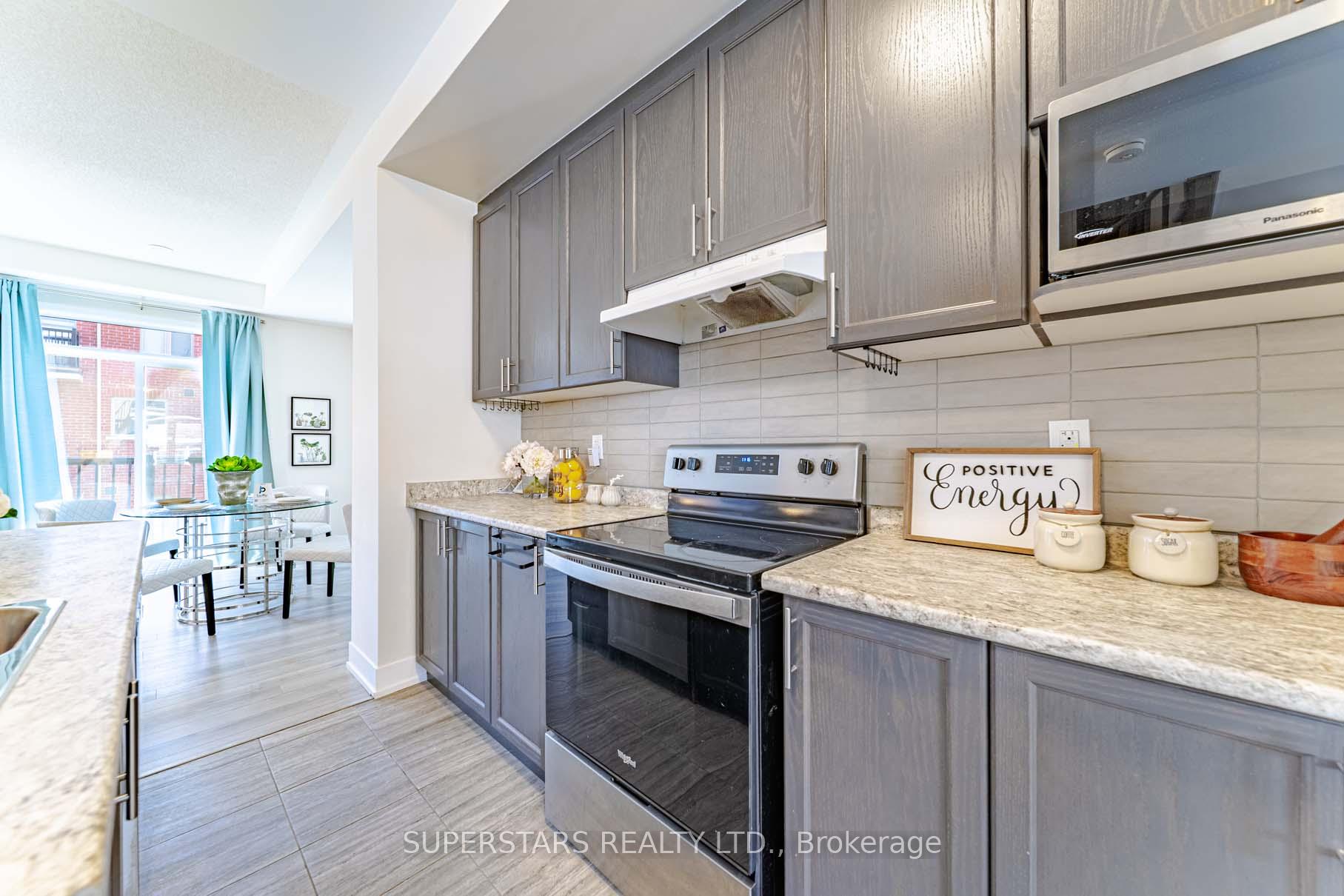 Photo 7 of 27 Sissons Way, Markham, Cedar Grove — HOMEH