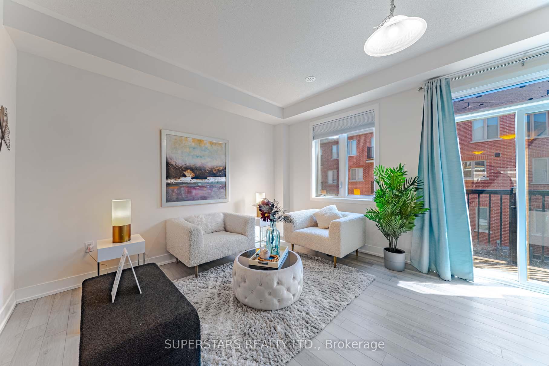 Photo 12 of 27 Sissons Way, Markham, Cedar Grove — HOMEH