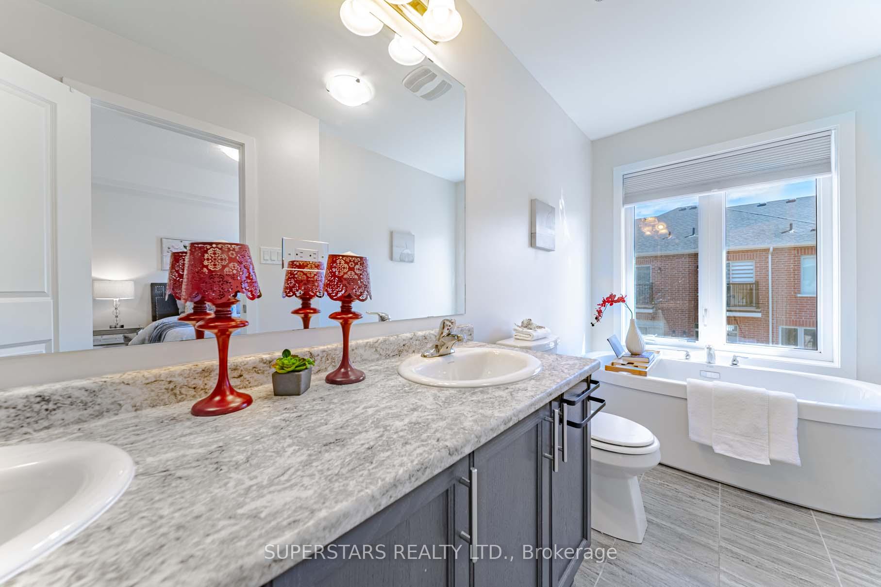 Photo 20 of 27 Sissons Way, Markham, Cedar Grove — HOMEH