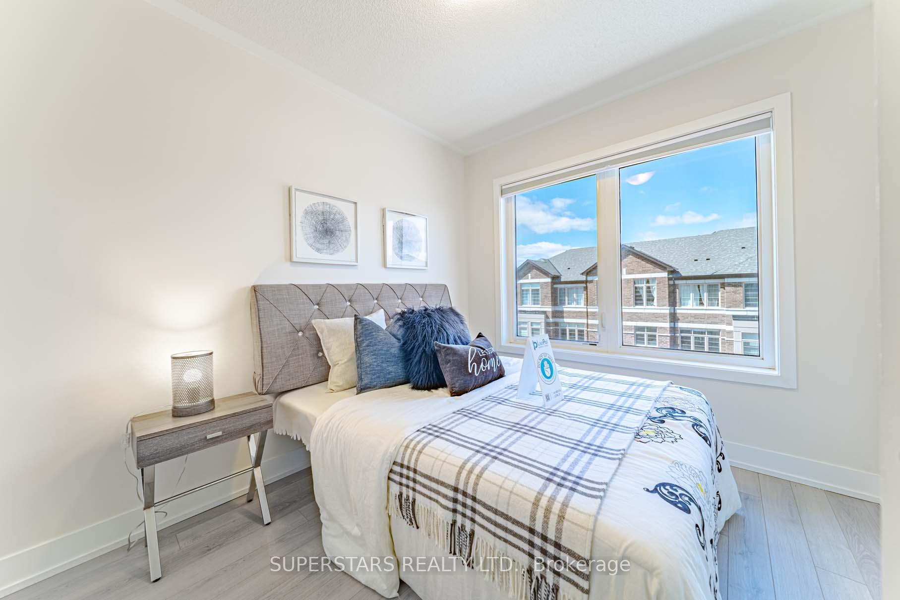Photo 23 of 27 Sissons Way, Markham, Cedar Grove — HOMEH