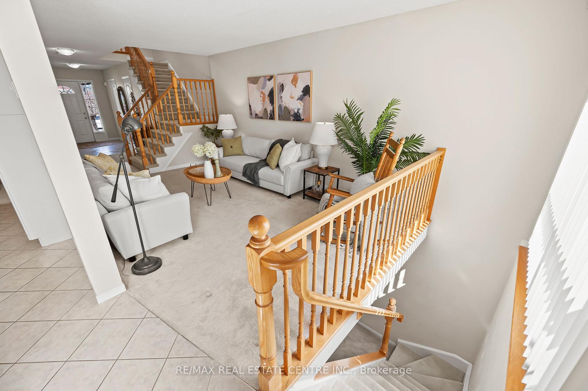 Photo 33 of 563 Commonwealth Crescent, Kitchener — HOMEH