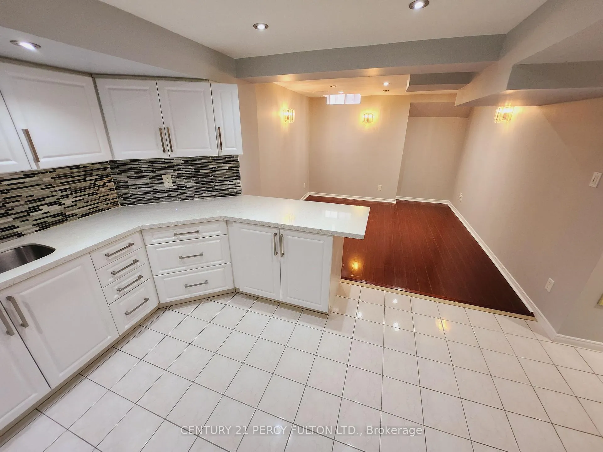 Photo 3 of 188 Elson Street, Markham, Middlefield — HOMEH