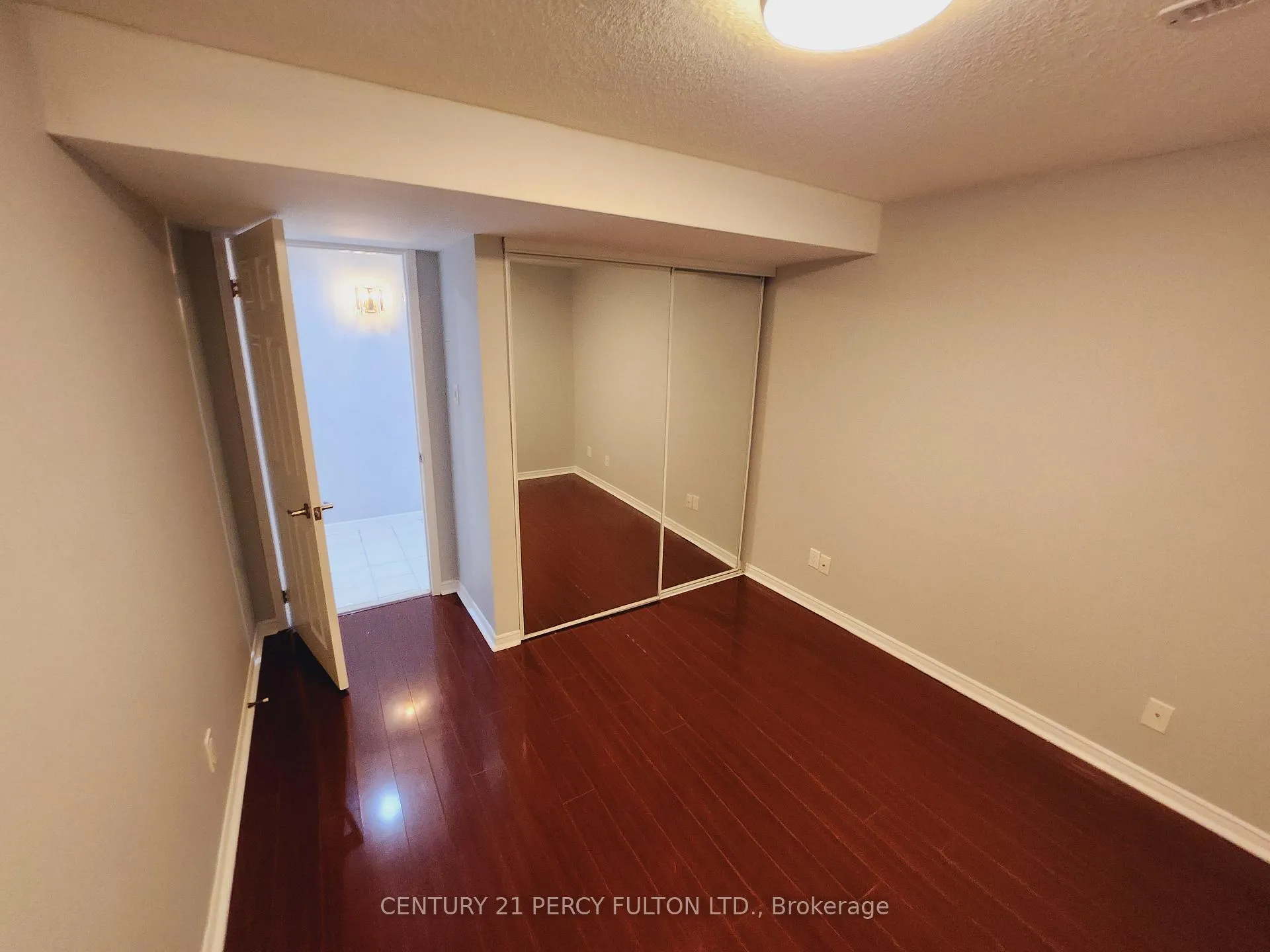 Photo 13 of 188 Elson Street, Markham, Middlefield — HOMEH