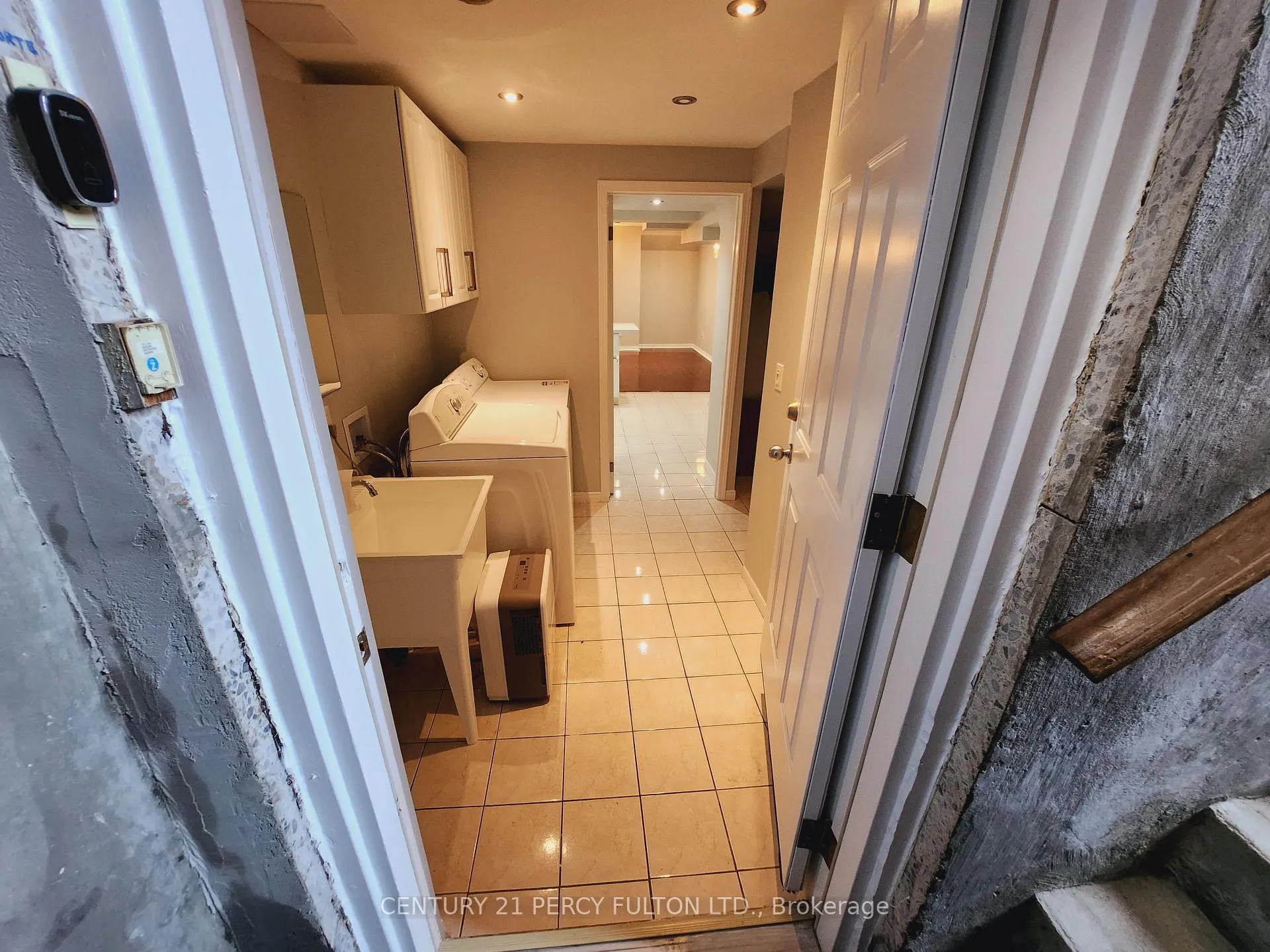 Photo 15 of 188 Elson Street, Markham, Middlefield — HOMEH