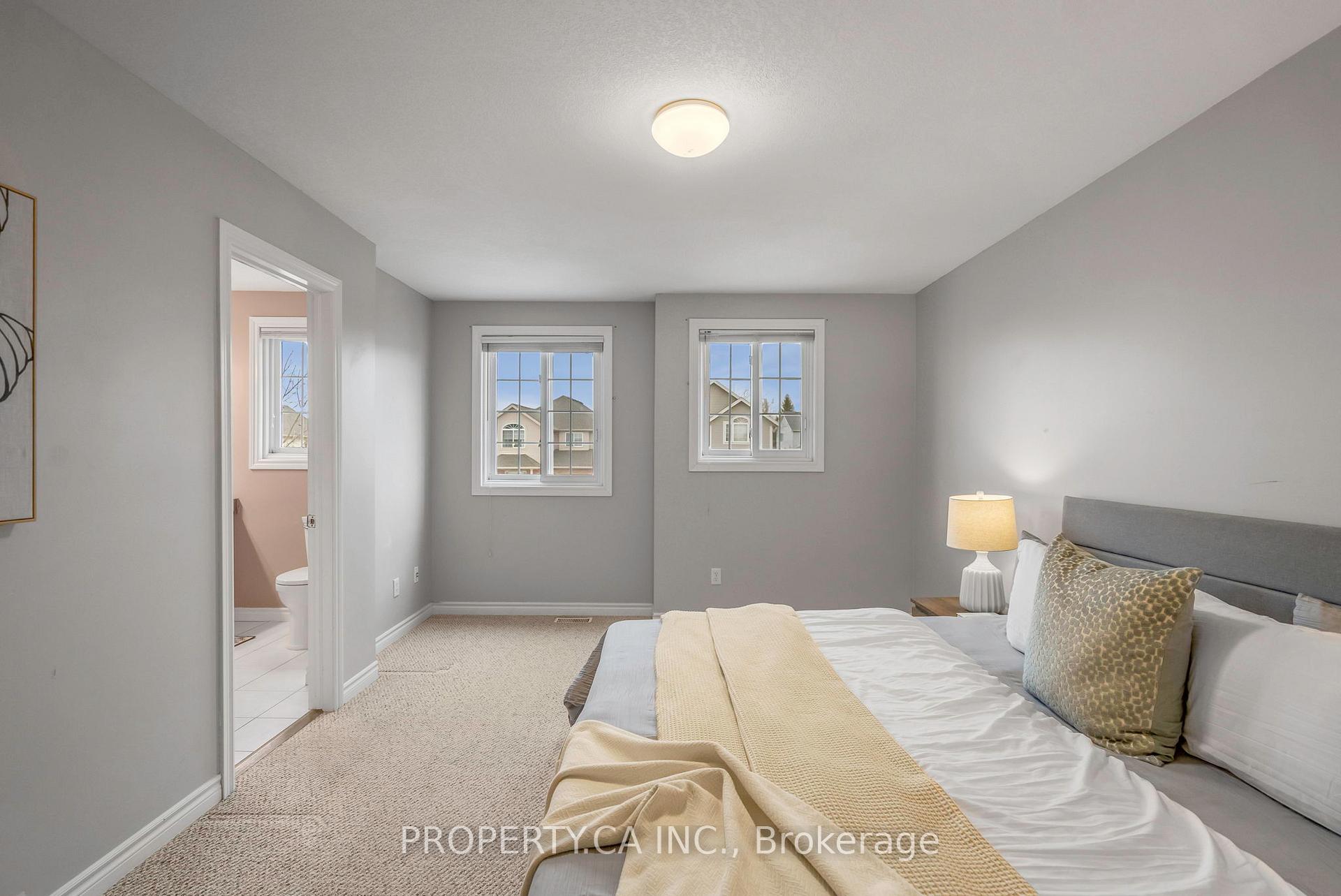 Photo 18 of 294 Huck Crescent, Kitchener — HOMEH