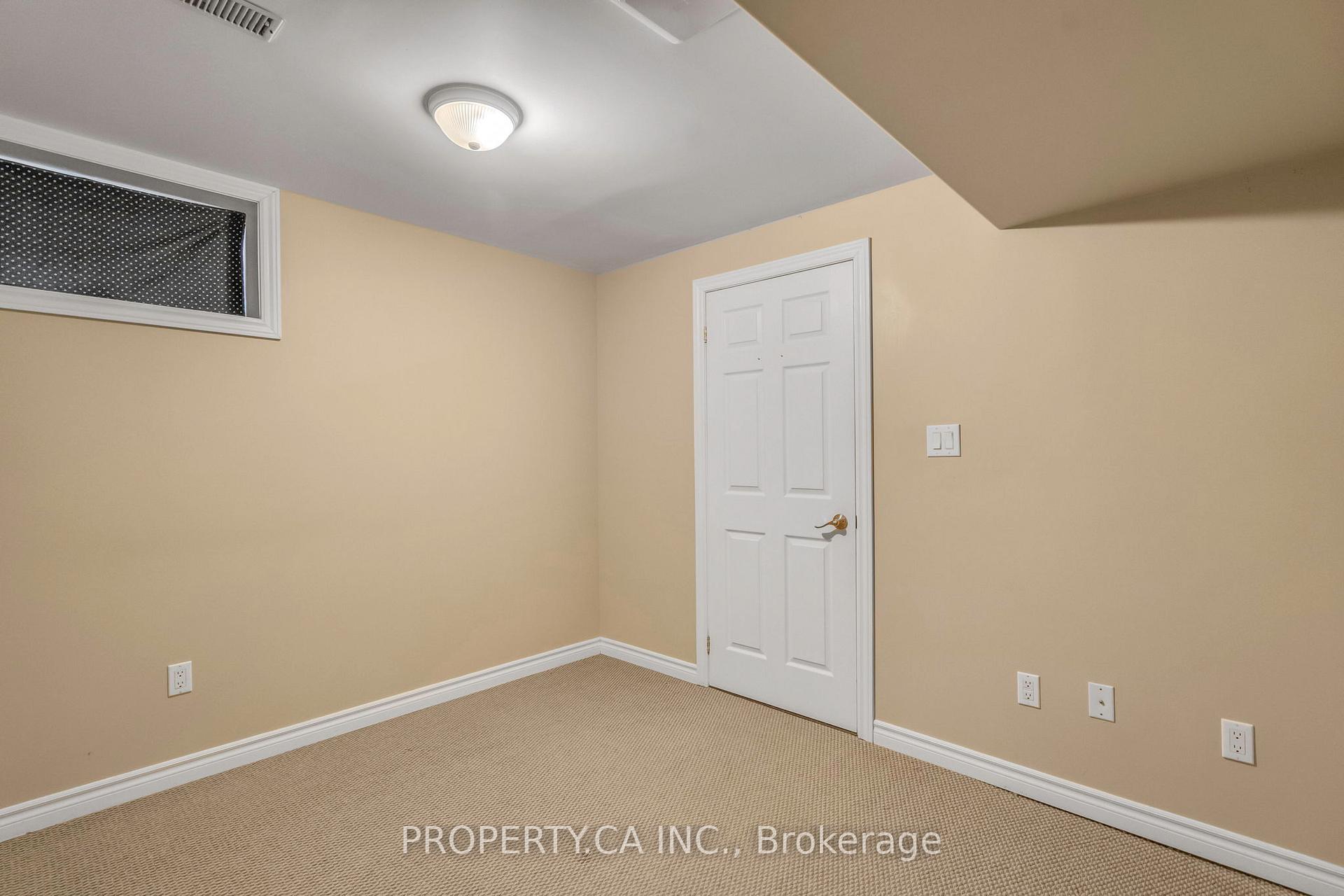 Photo 40 of 294 Huck Crescent, Kitchener — HOMEH