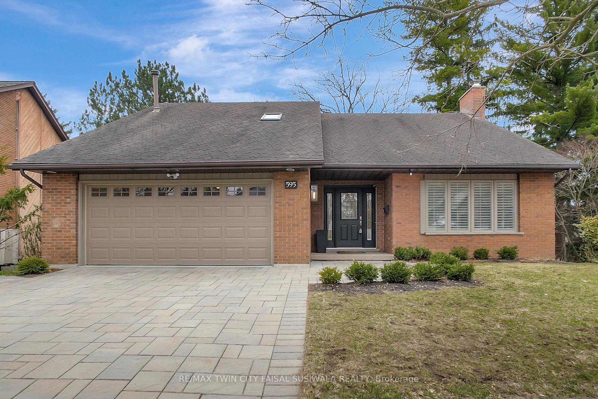 Photo 1 of 595 Mill Park Drive, Kitchener — HOMEH