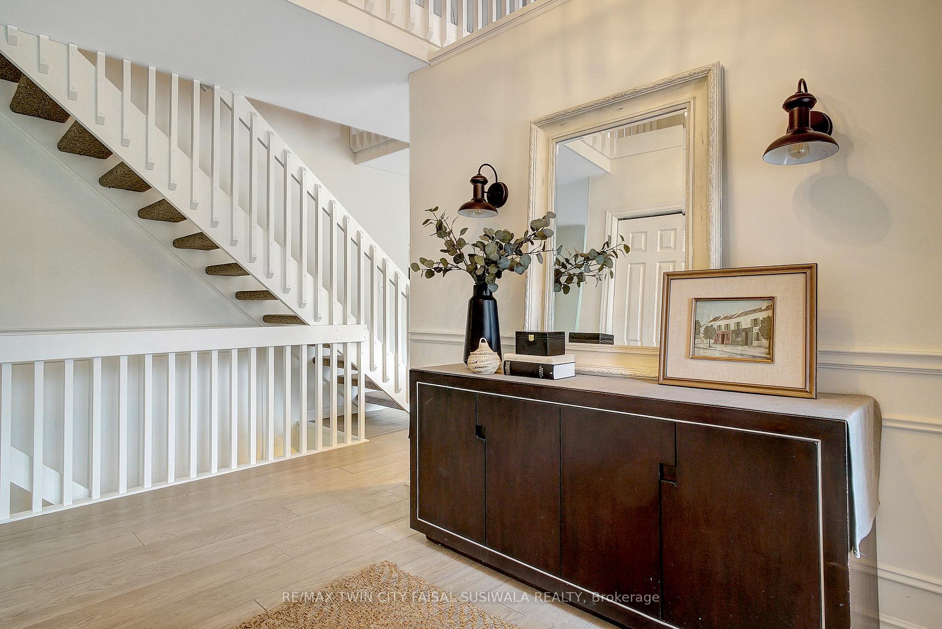Photo 13 of 595 Mill Park Drive, Kitchener — HOMEH