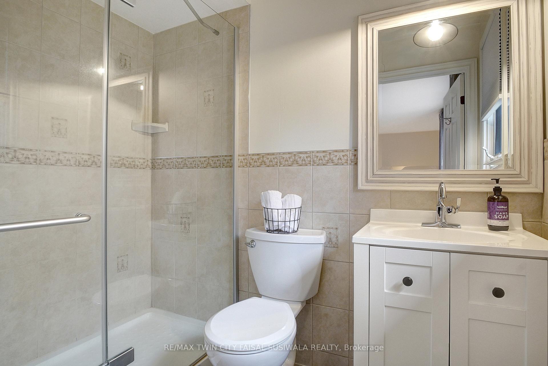 Photo 41 of 595 Mill Park Drive, Kitchener — HOMEH