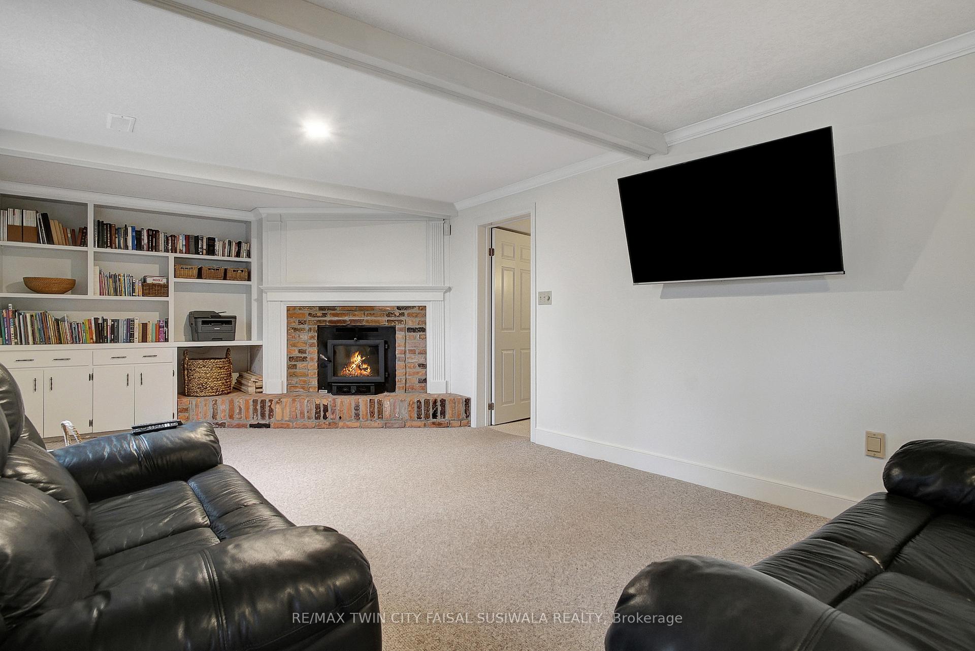 Photo 43 of 595 Mill Park Drive, Kitchener — HOMEH