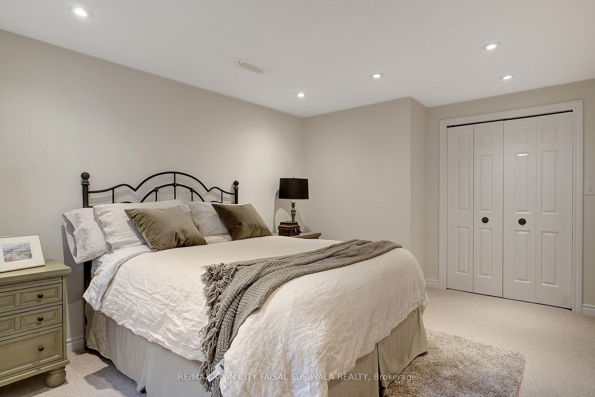 Photo 46 of 595 Mill Park Drive, Kitchener — HOMEH