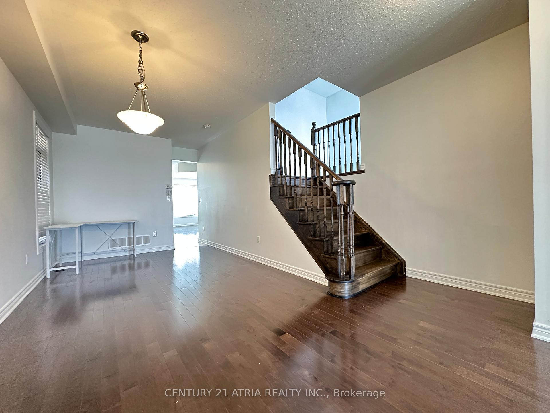 Photo 8 of 6 Christian Ritter Drive, Markham, Berczy — HOMEH