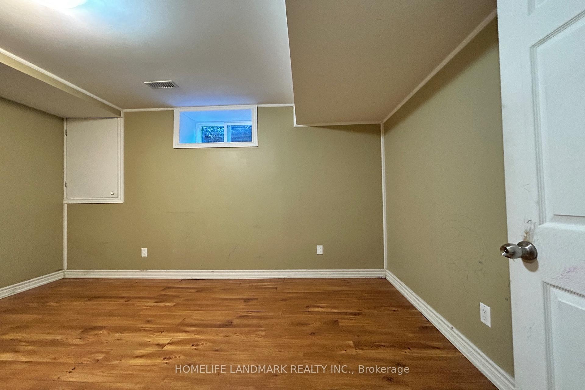 Photo 24 of 111 Drakefield Road, Markham, Bullock — HOMEH