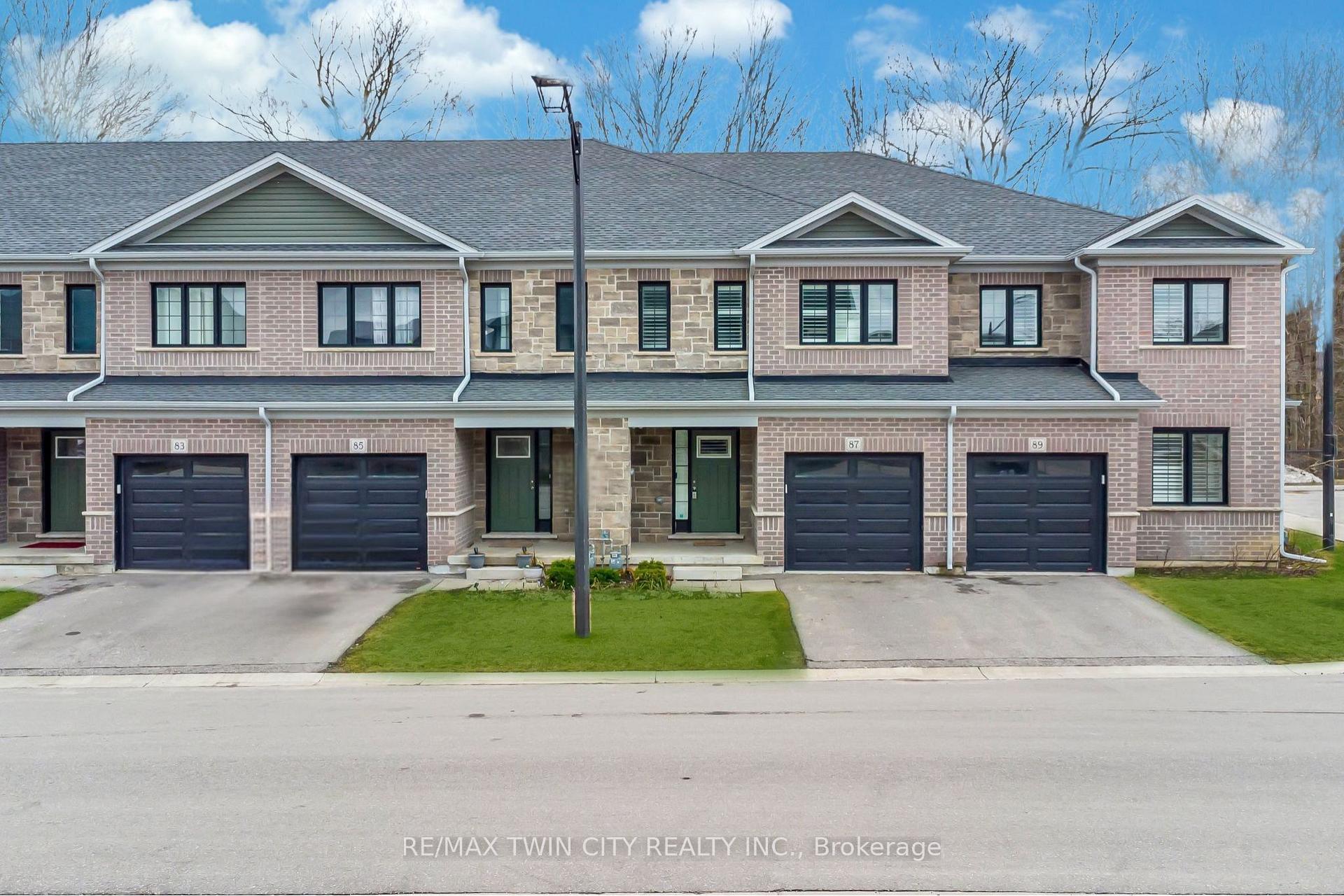 Photo 1 of 87 Woodedge Circle, Kitchener, KW Hospital — HOMEH
