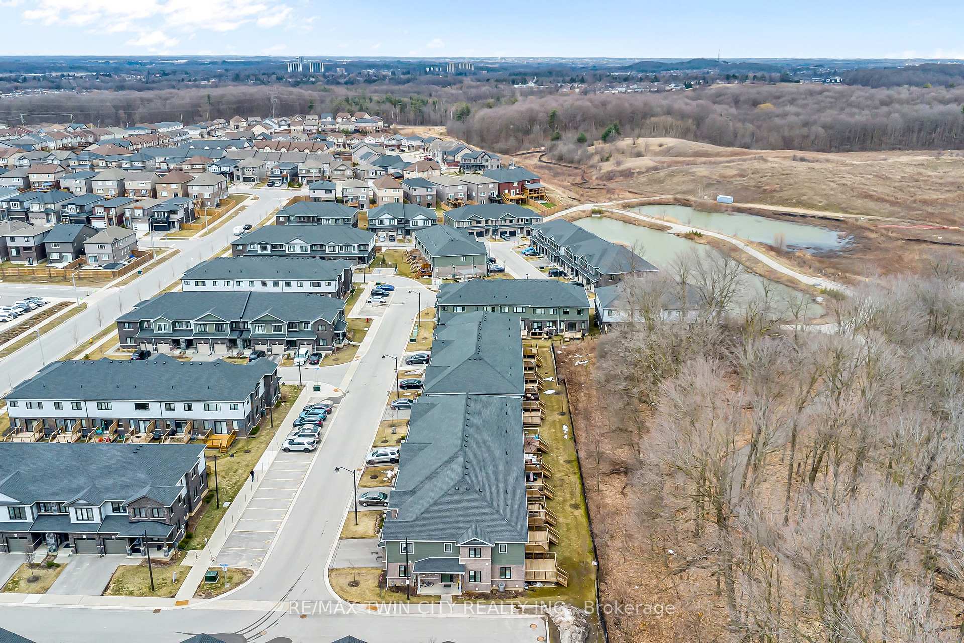 Photo 40 of 87 Woodedge Circle, Kitchener, KW Hospital — HOMEH
