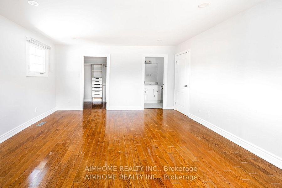 Photo 7 of Unit room A, 9 Jill Court, Markham, Markham Village — HOMEH
