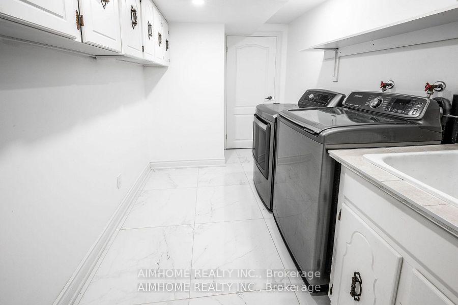 Photo 8 of Unit room A, 9 Jill Court, Markham, Markham Village — HOMEH