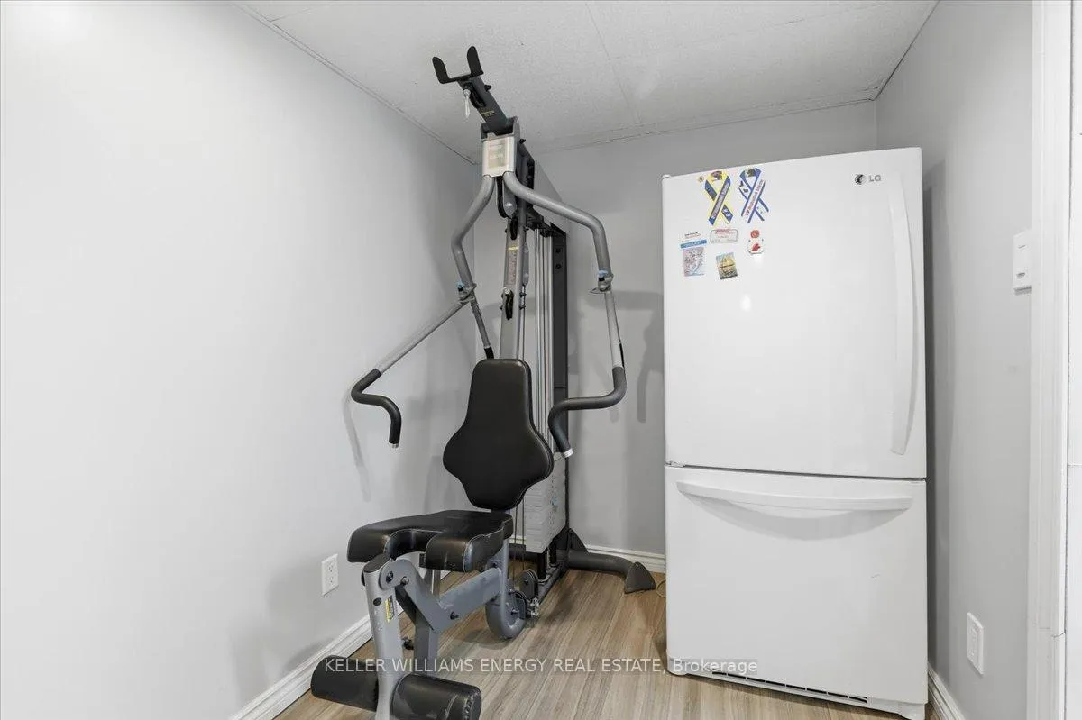 Photo 29 of 751 Bennett Crescent, Oshawa, Pinecrest — HOMEH
