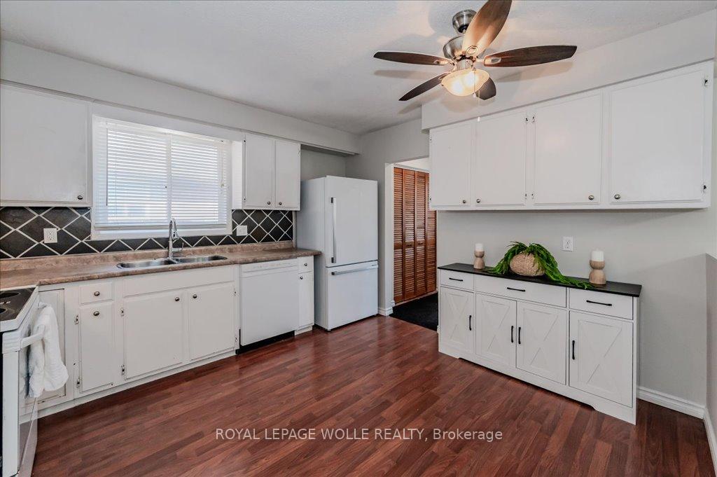 Photo 11 of 51 Briar Knoll Drive, Kitchener — HOMEH