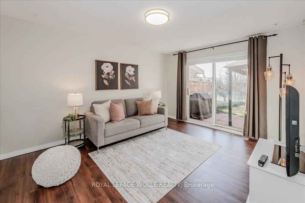 Photo 18 of 51 Briar Knoll Drive, Kitchener — HOMEH