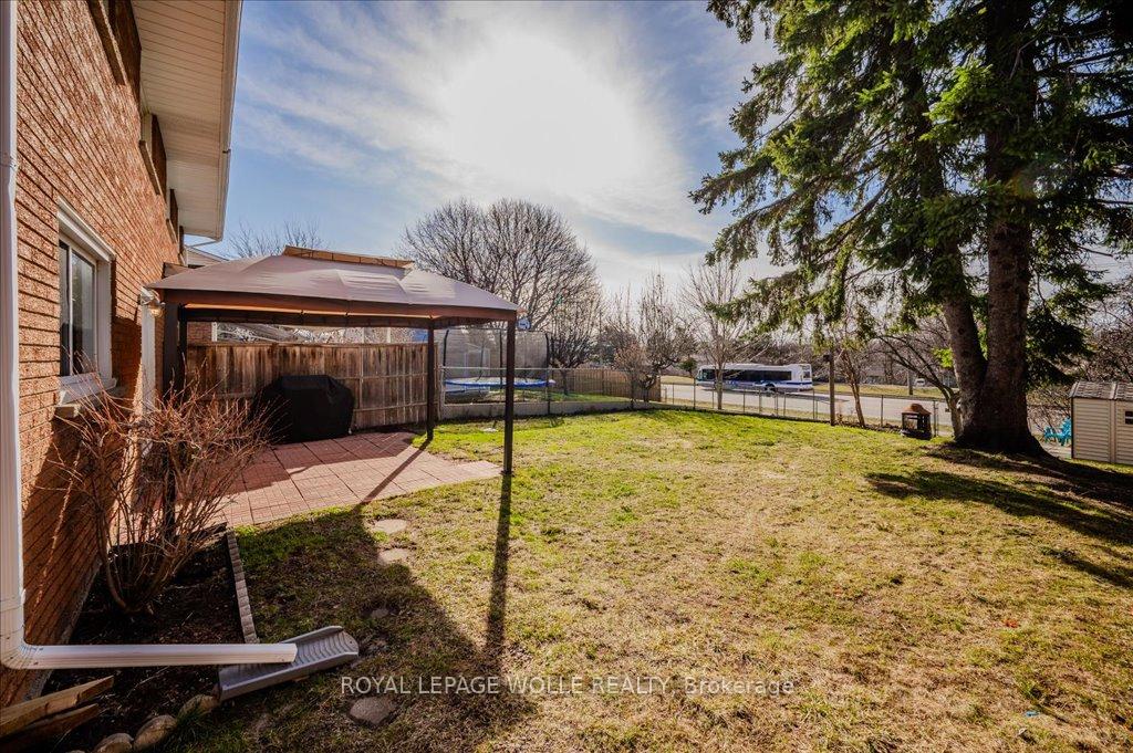Photo 27 of 51 Briar Knoll Drive, Kitchener — HOMEH