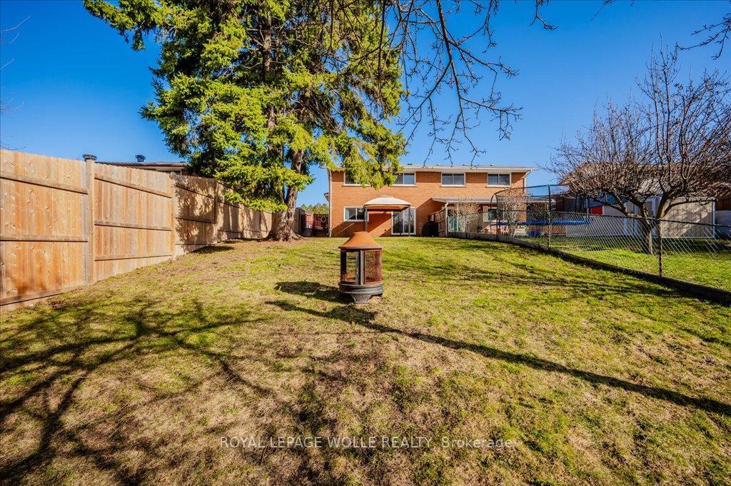Photo 32 of 51 Briar Knoll Drive, Kitchener — HOMEH