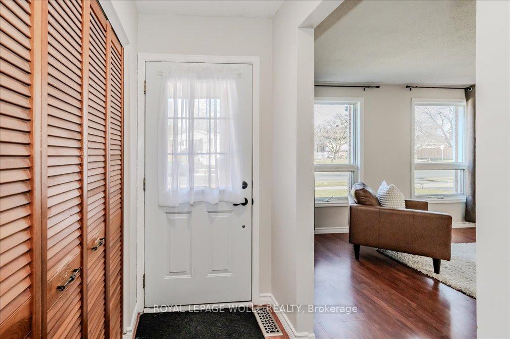 Photo 33 of 51 Briar Knoll Drive, Kitchener — HOMEH